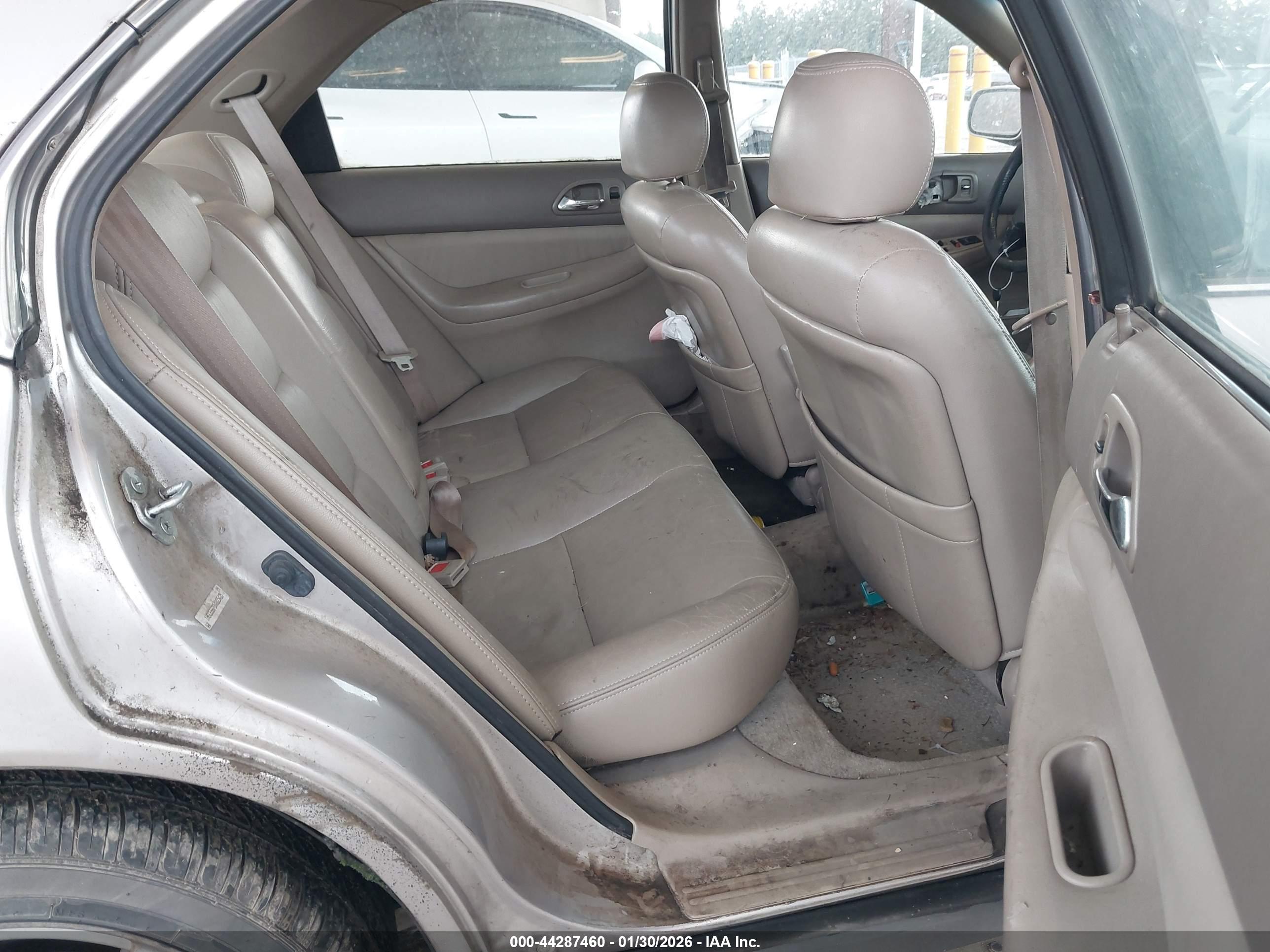 HONDA ACCORD image 8