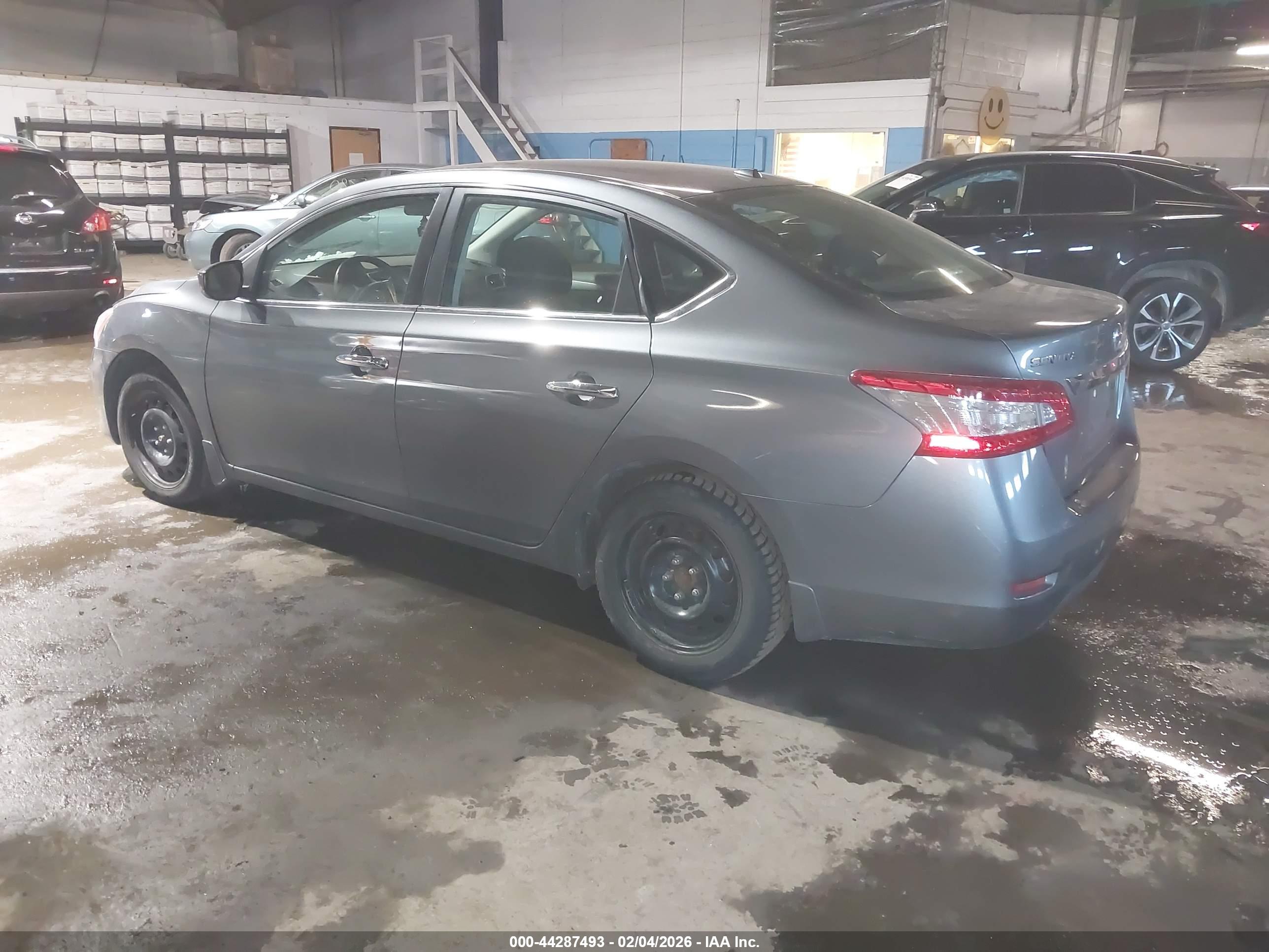 NISSAN SENTRA image 3