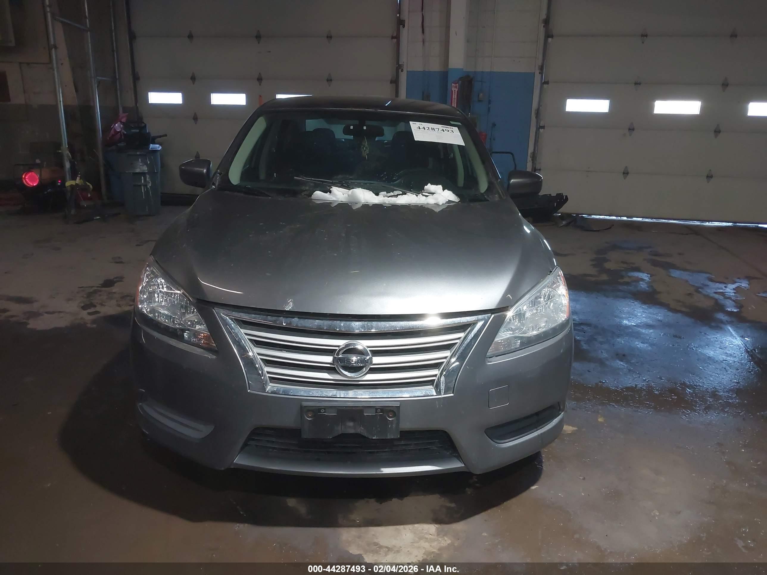 NISSAN SENTRA image 6