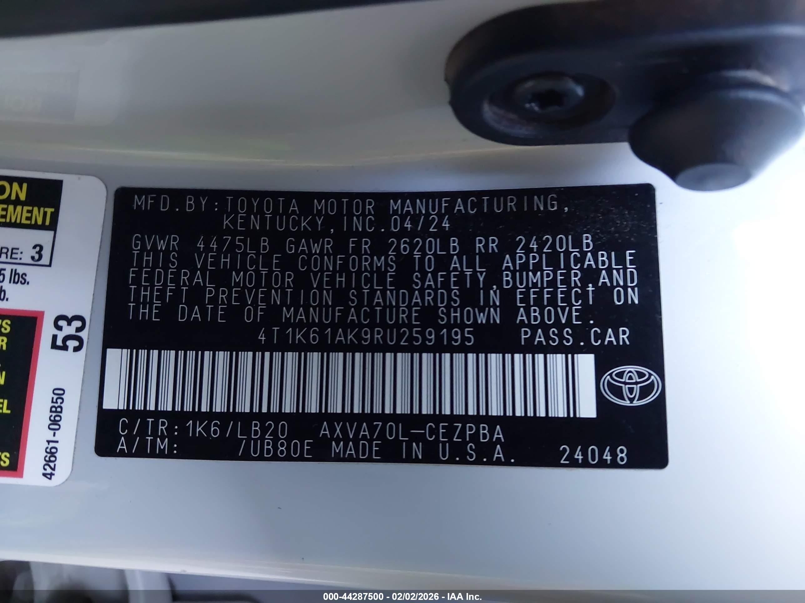 TOYOTA CAMRY image 9