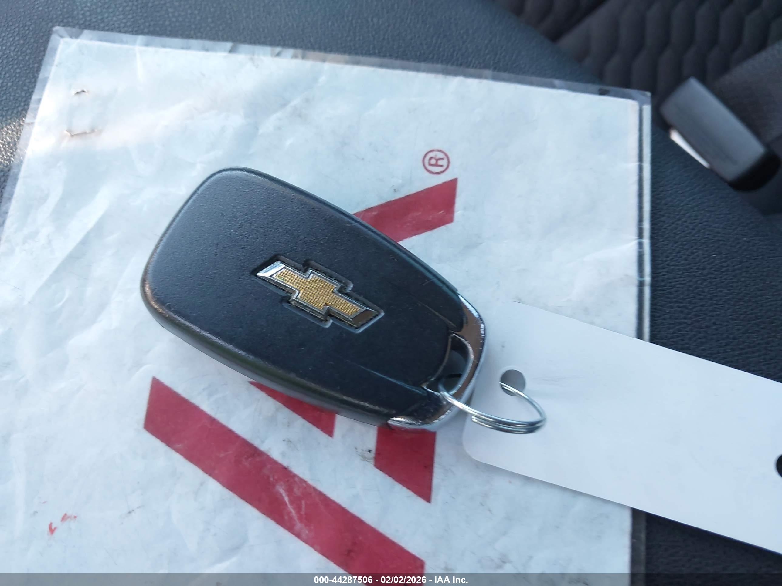 CHEVROLET EQUINOX image 11
