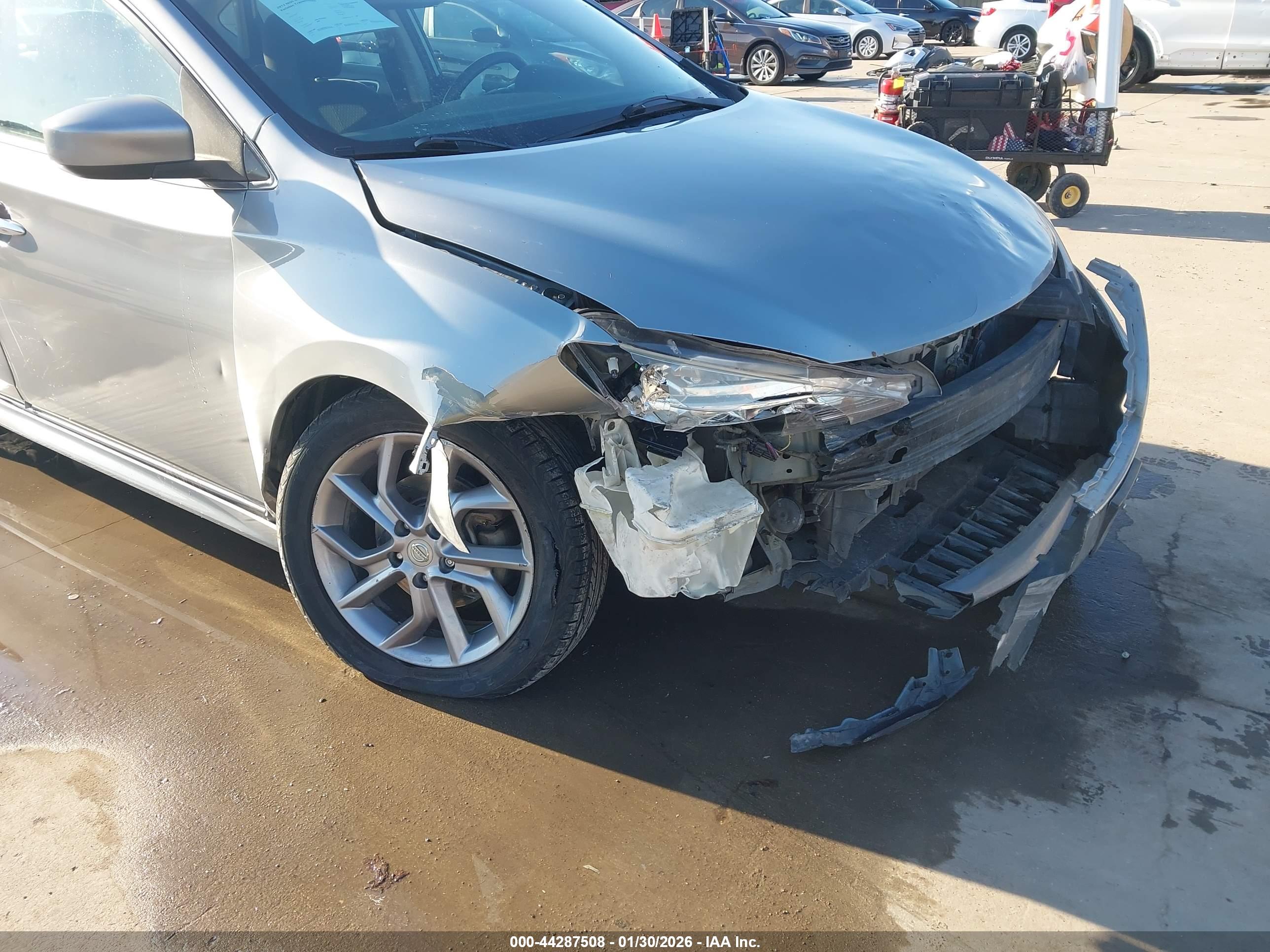 NISSAN SENTRA image 6