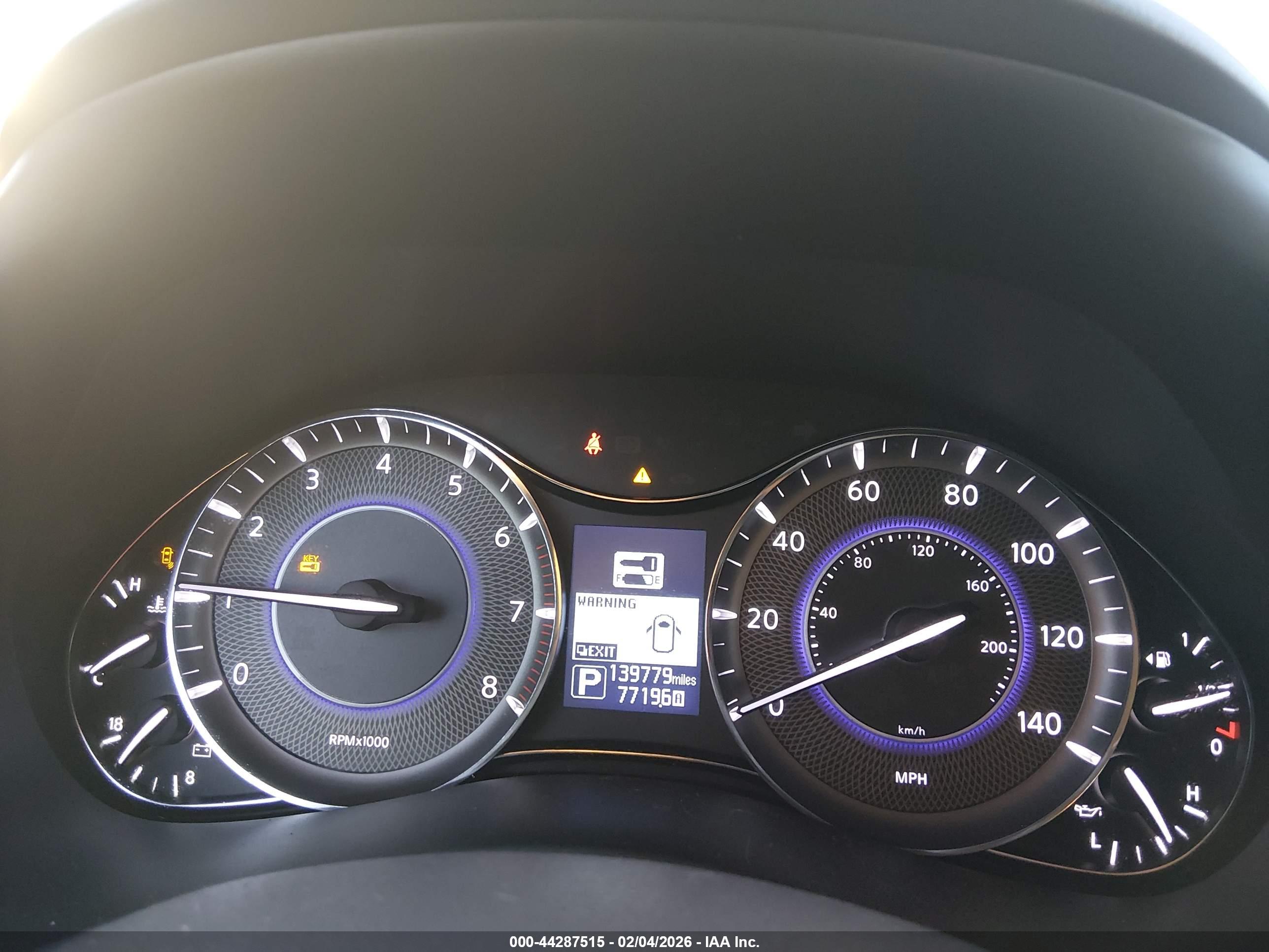 INFINITI QX80 image 7
