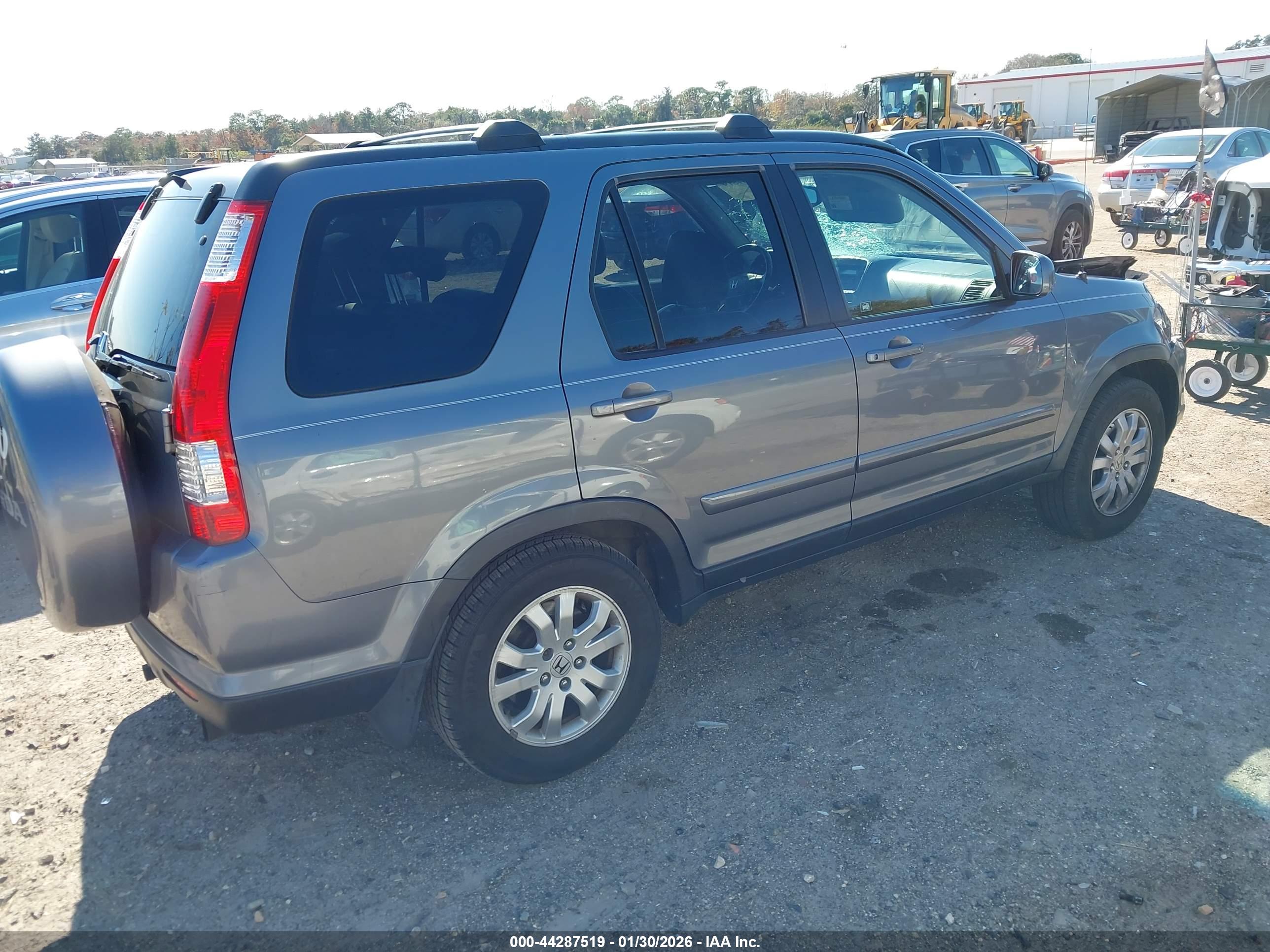HONDA CR-V image 4