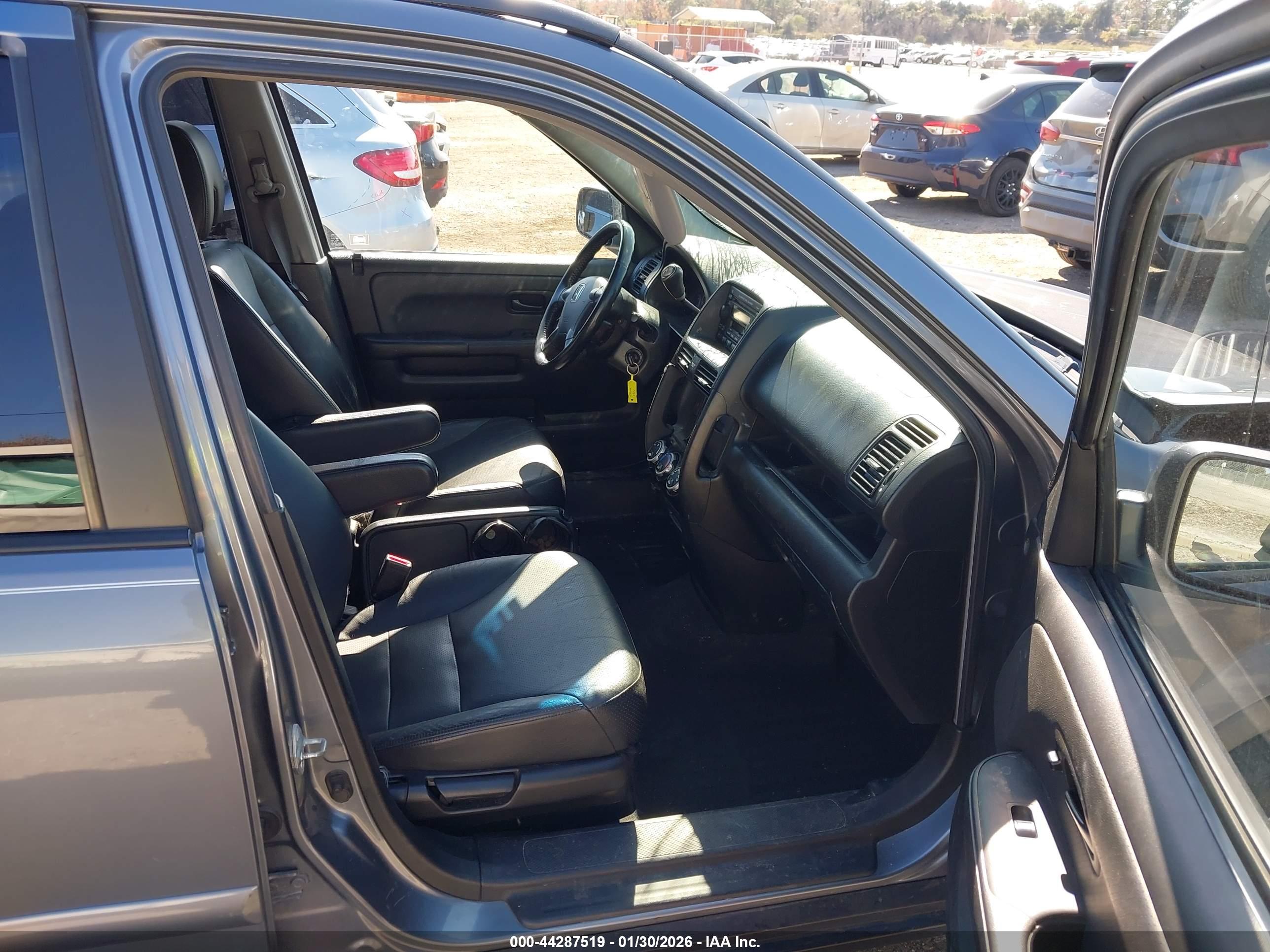 HONDA CR-V image 5