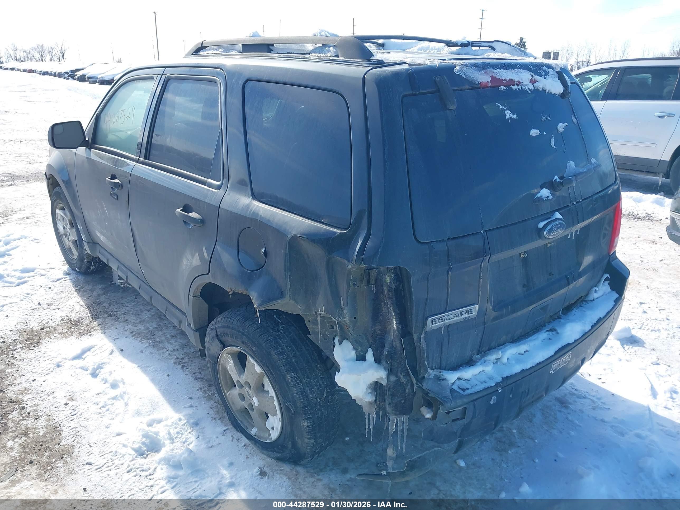 FORD ESCAPE image 3