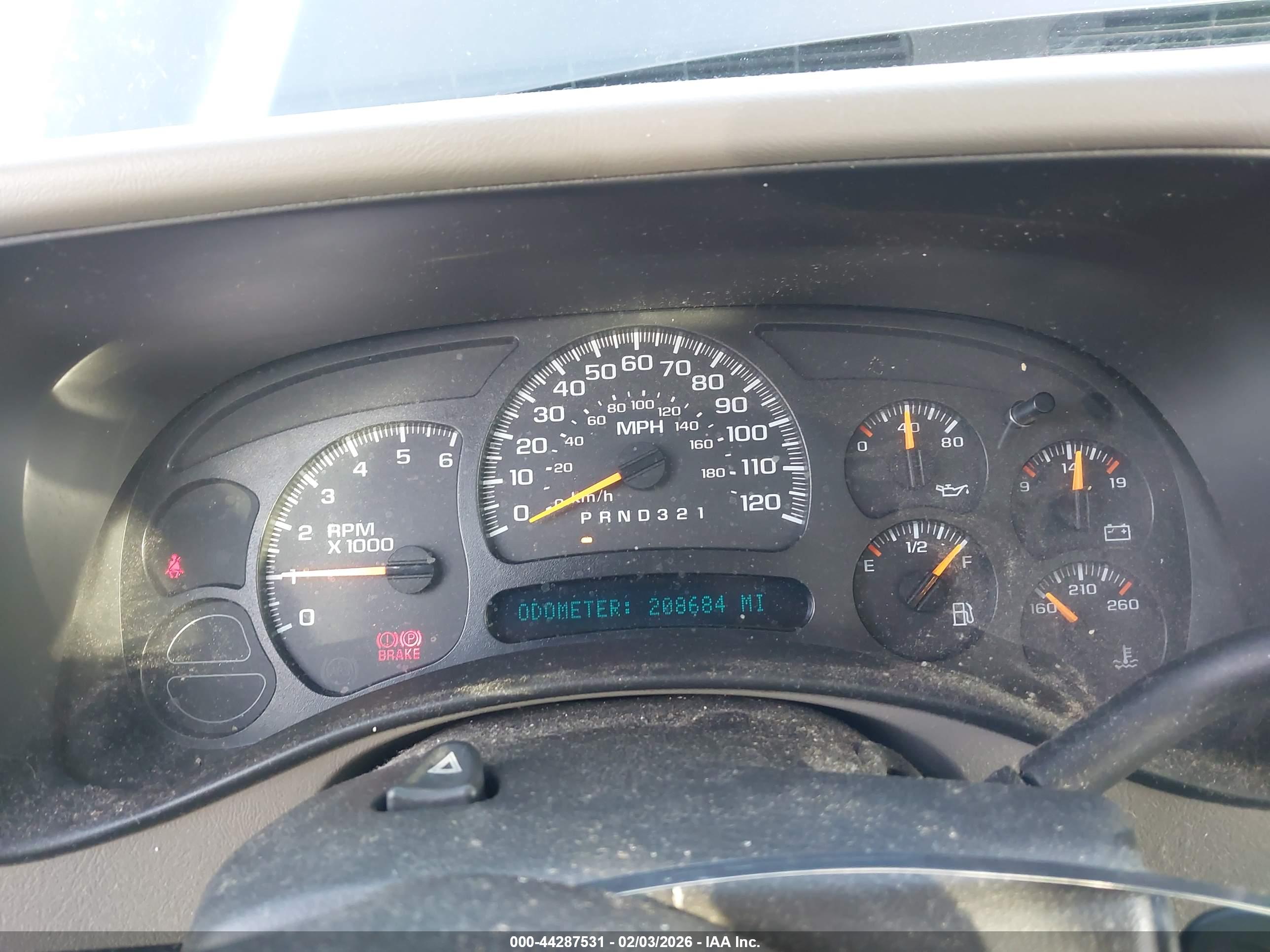 CHEVROLET SILVERADO image 7