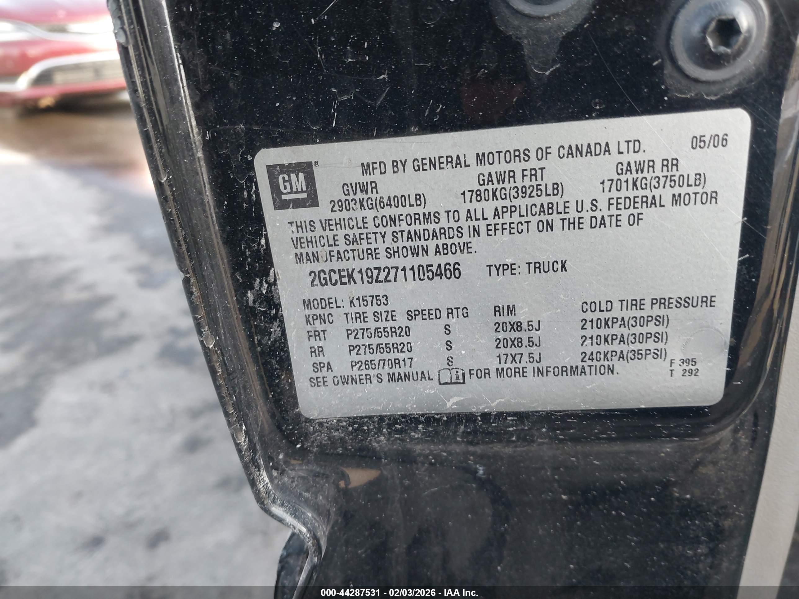 CHEVROLET SILVERADO image 9