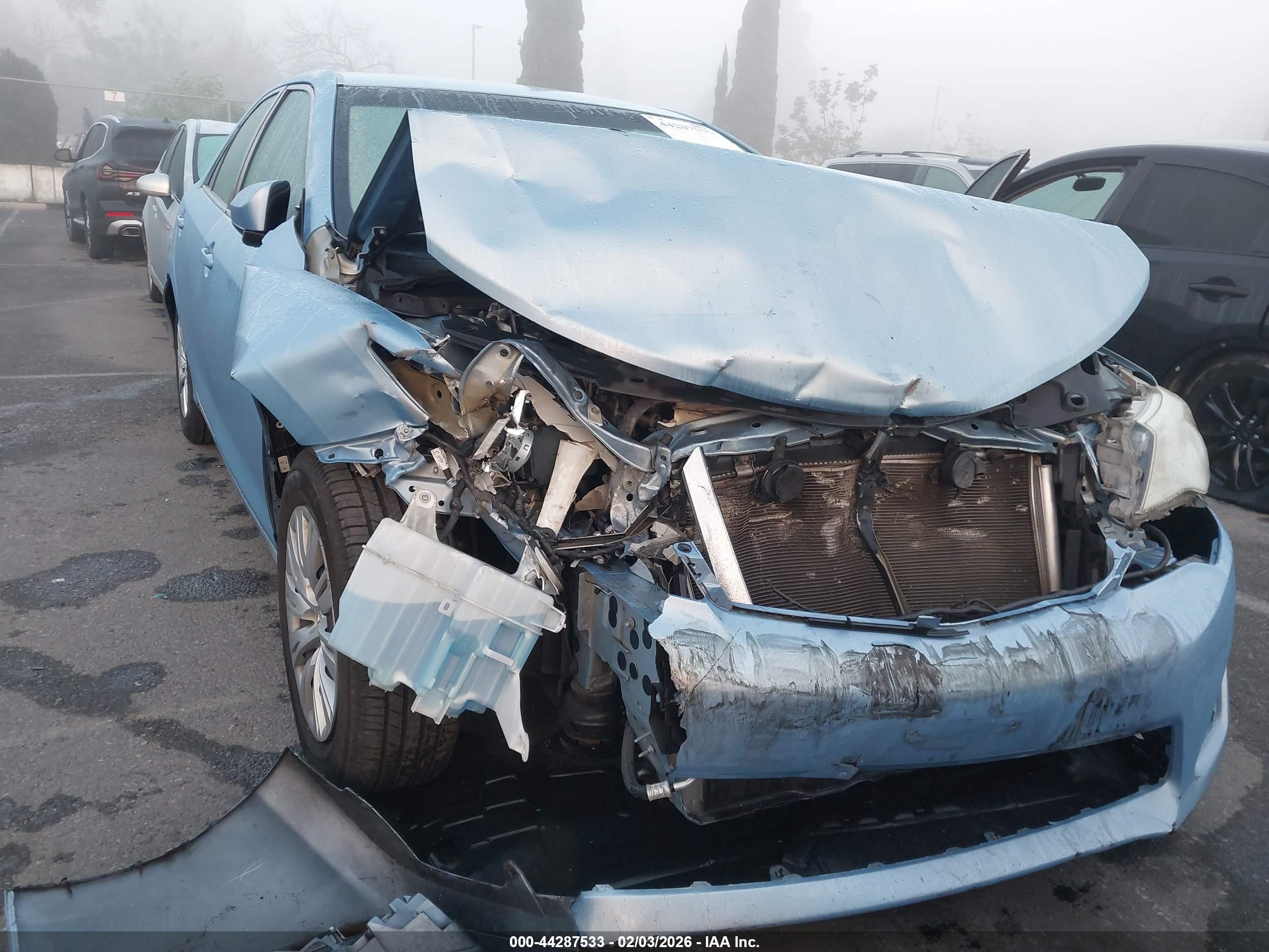 TOYOTA CAMRY image 6