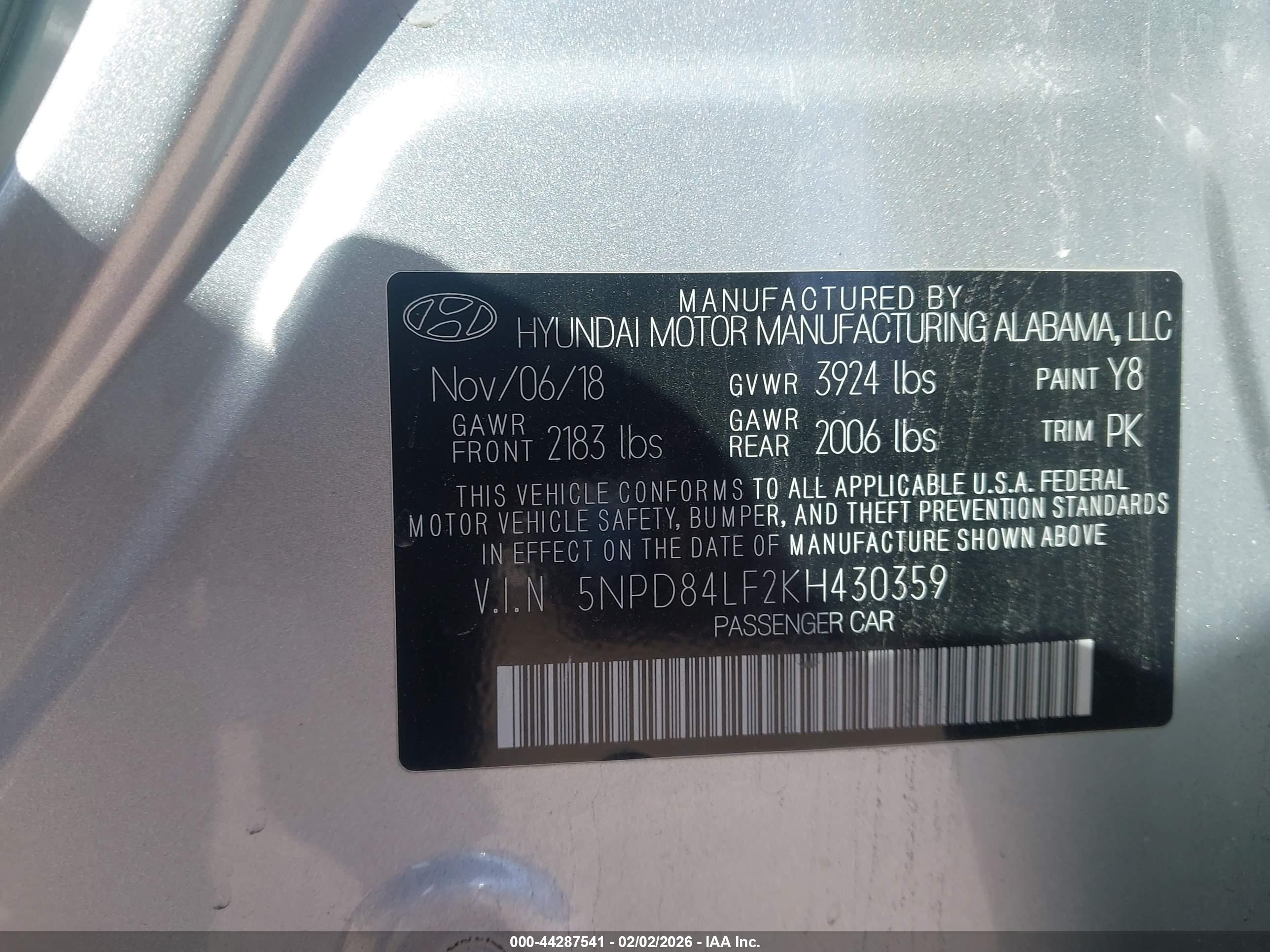 HYUNDAI ELANTRA image 9