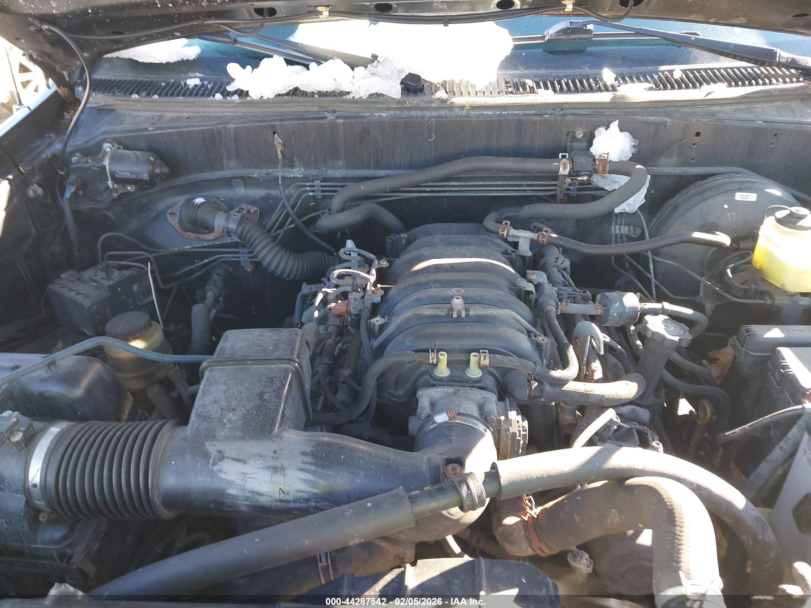 TOYOTA TUNDRA image 10