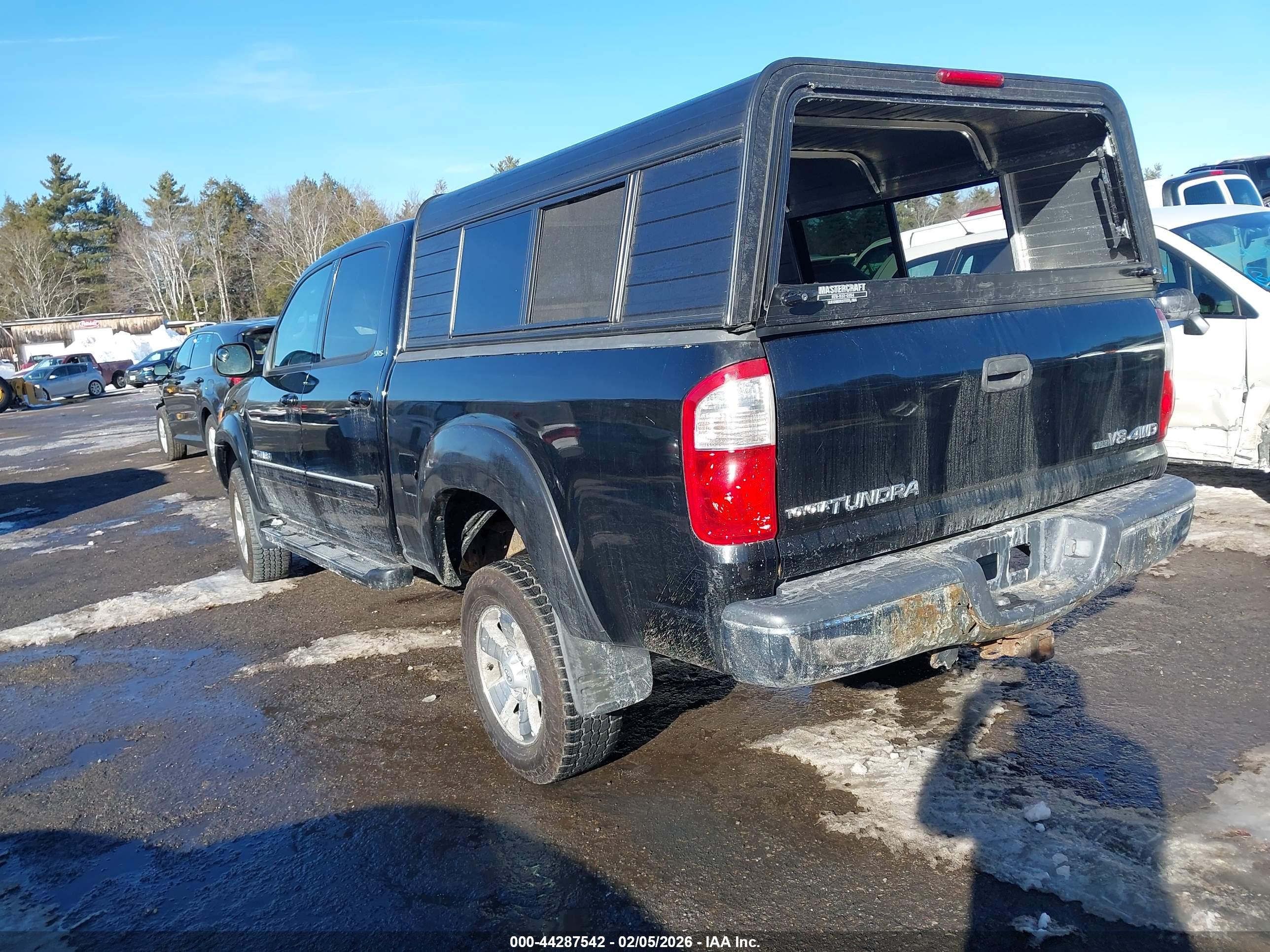TOYOTA TUNDRA image 3