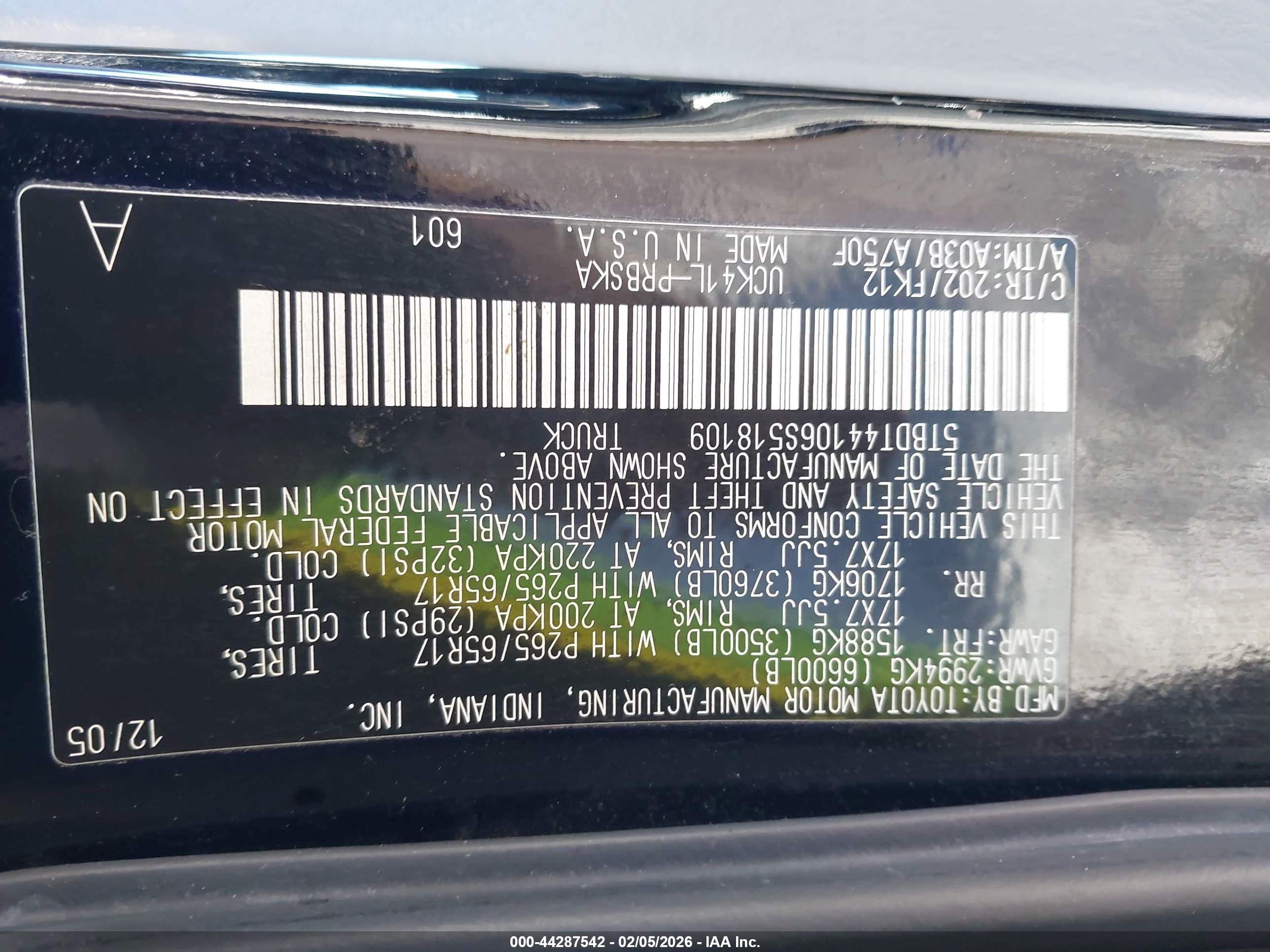 TOYOTA TUNDRA image 9