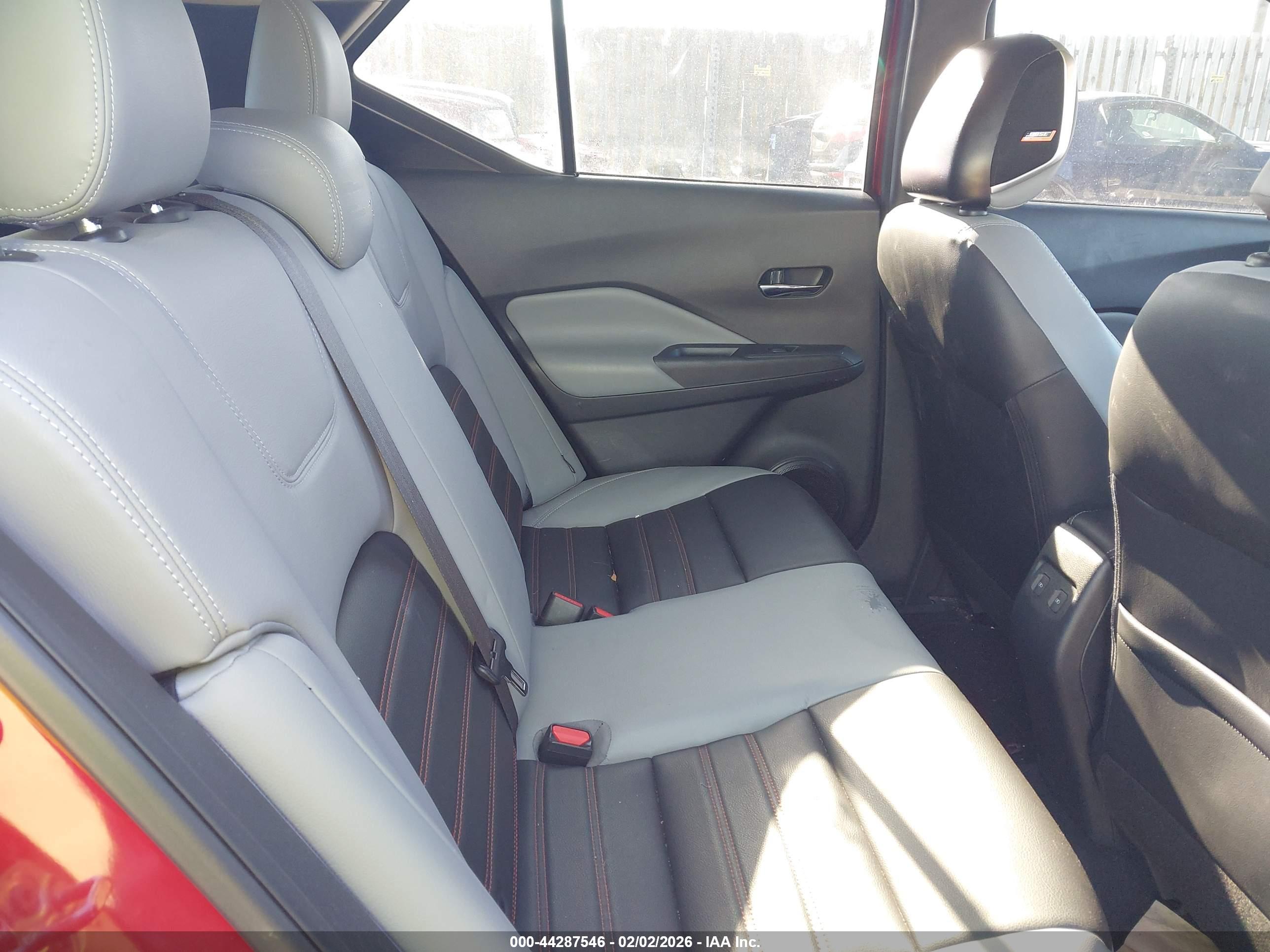 NISSAN KICKS image 8