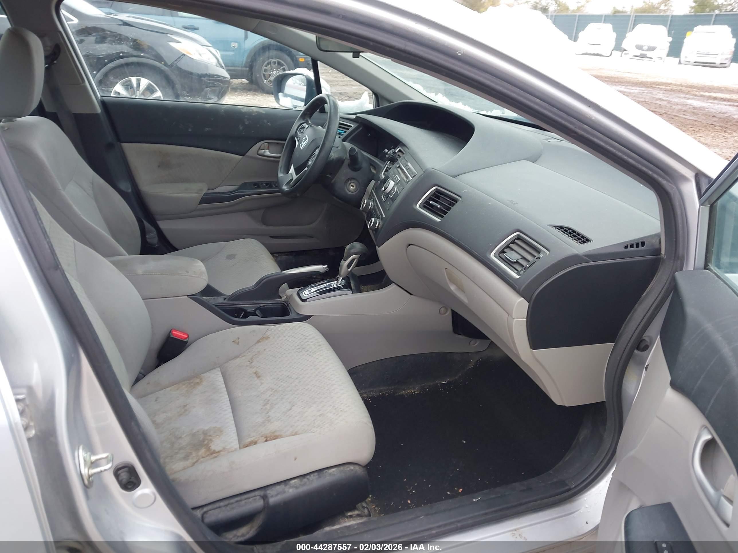 HONDA CIVIC image 5