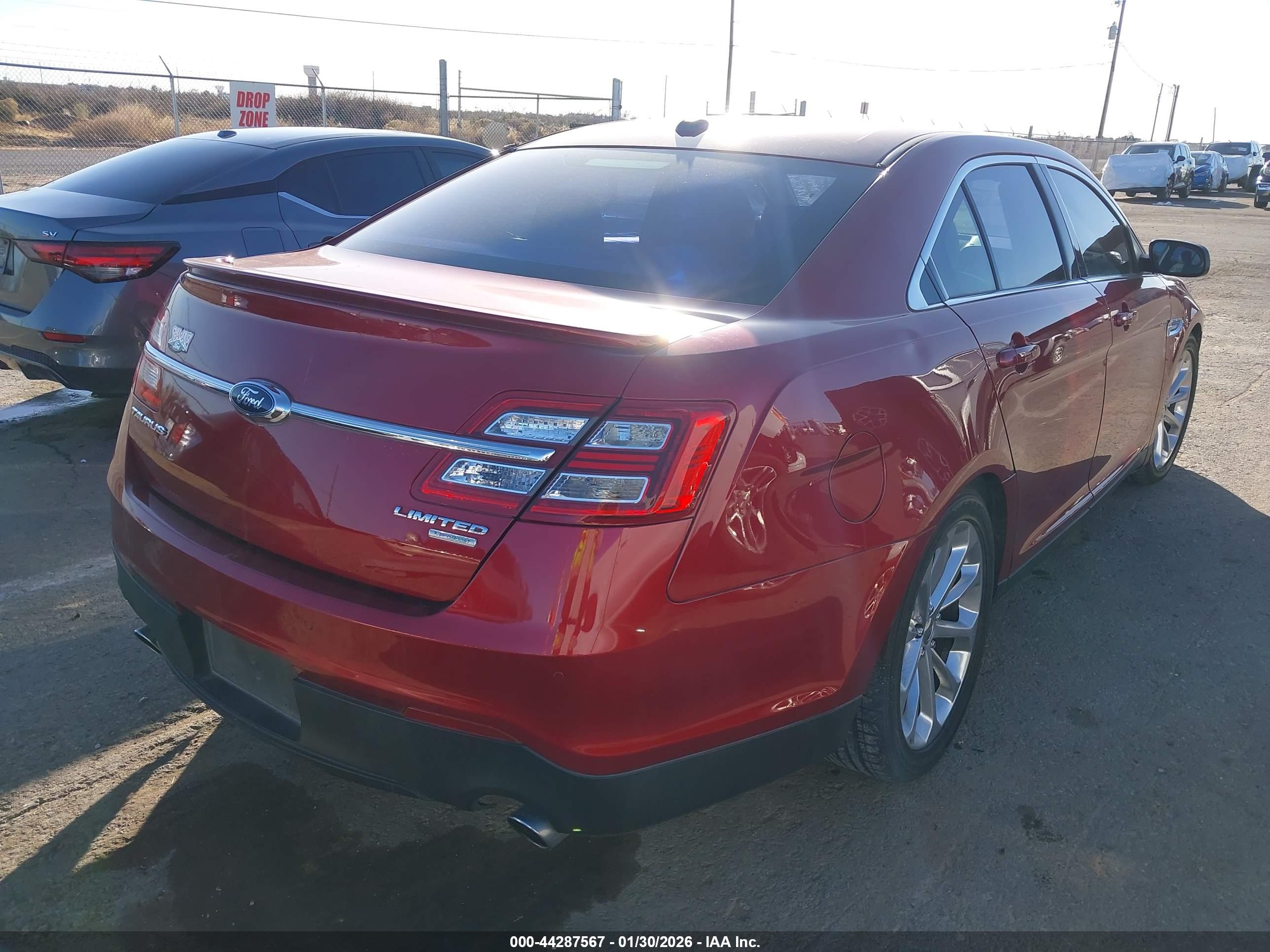 FORD TAURUS image 4