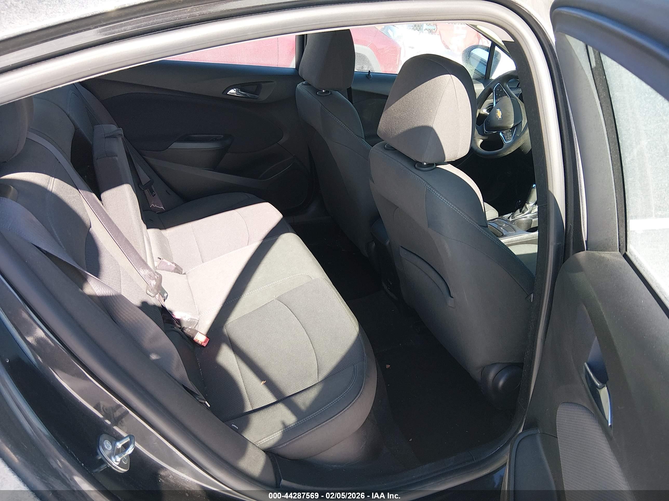 CHEVROLET CRUZE image 8
