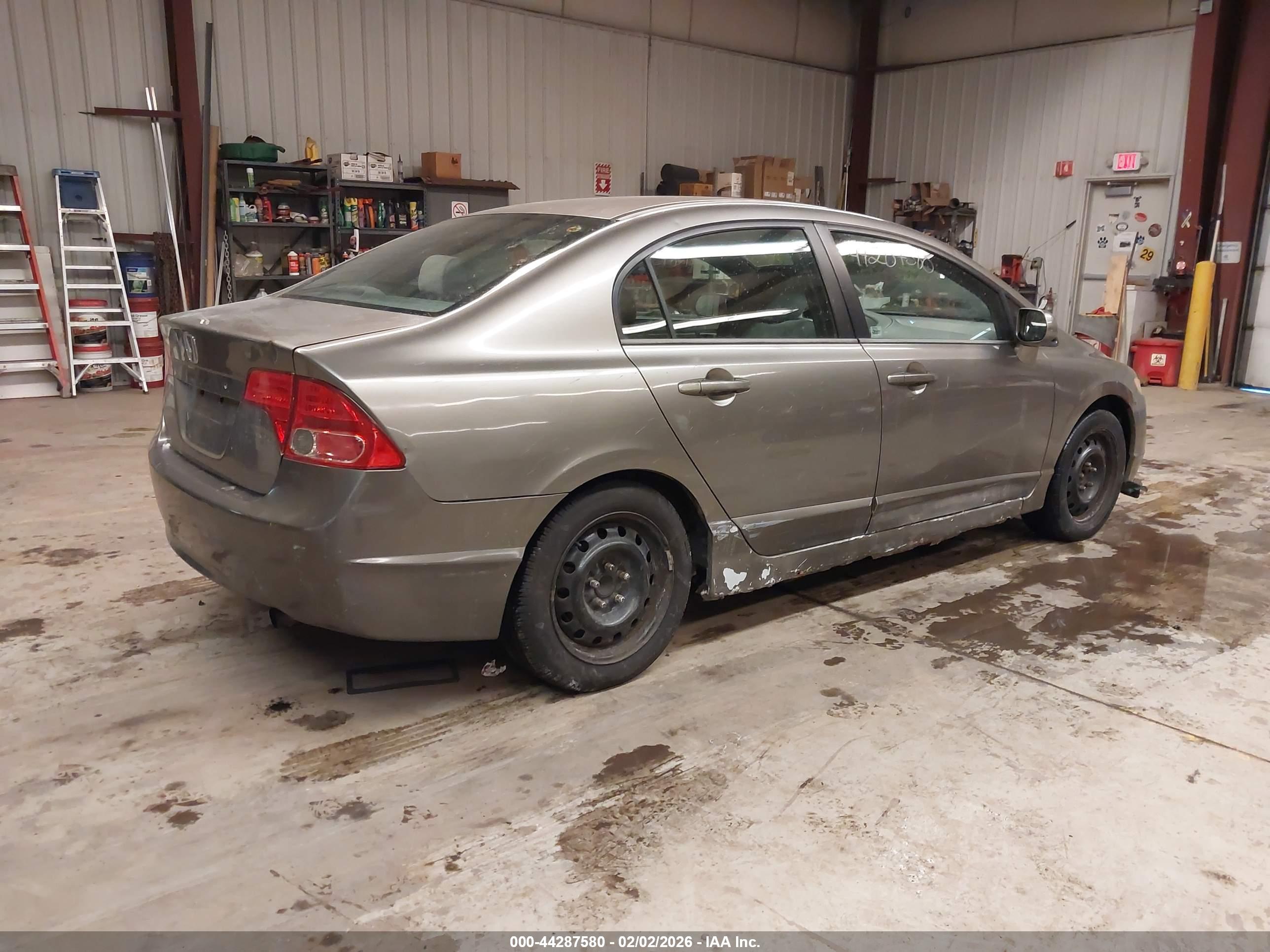 HONDA CIVIC image 4