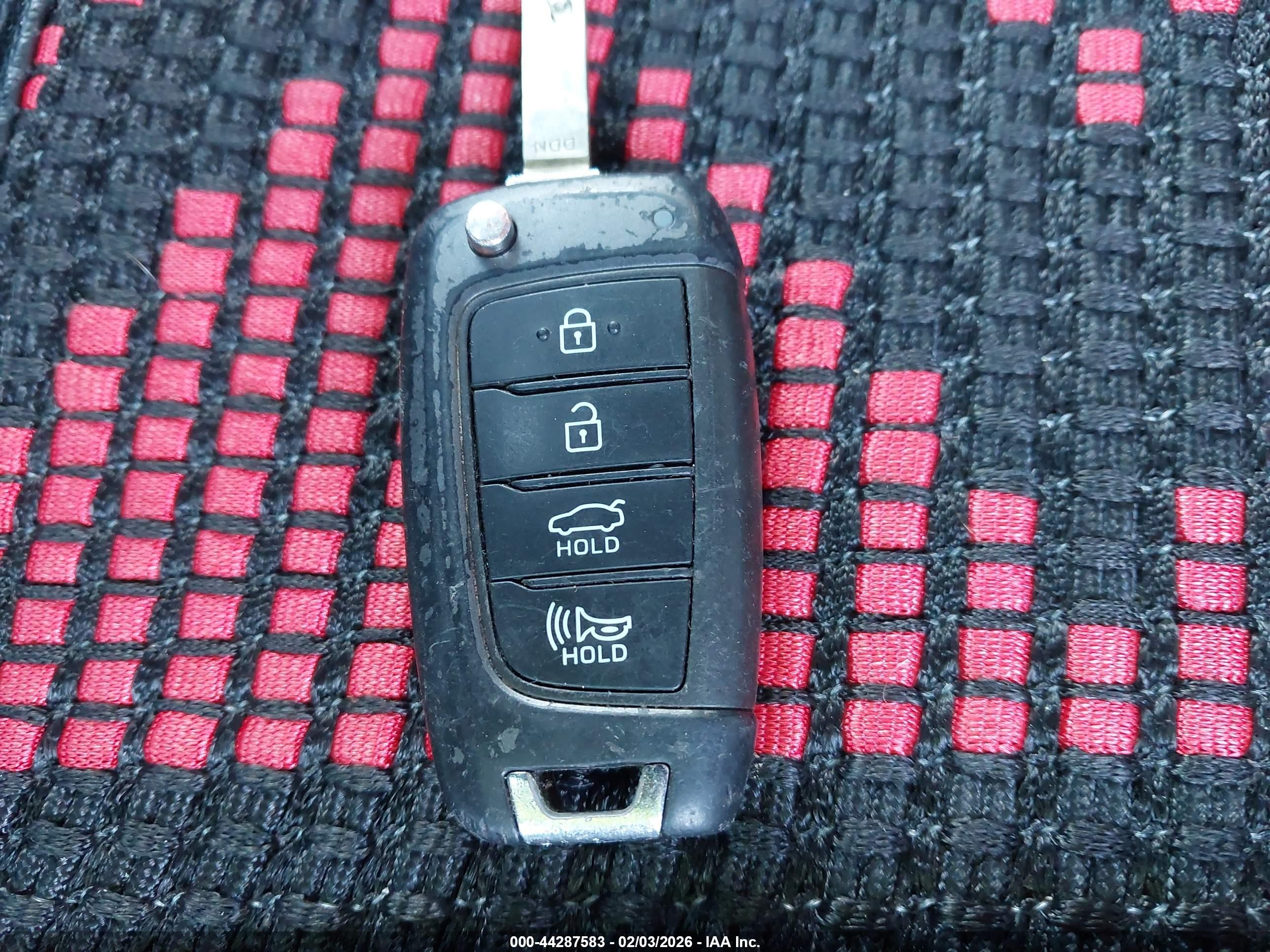 HYUNDAI SONATA image 11