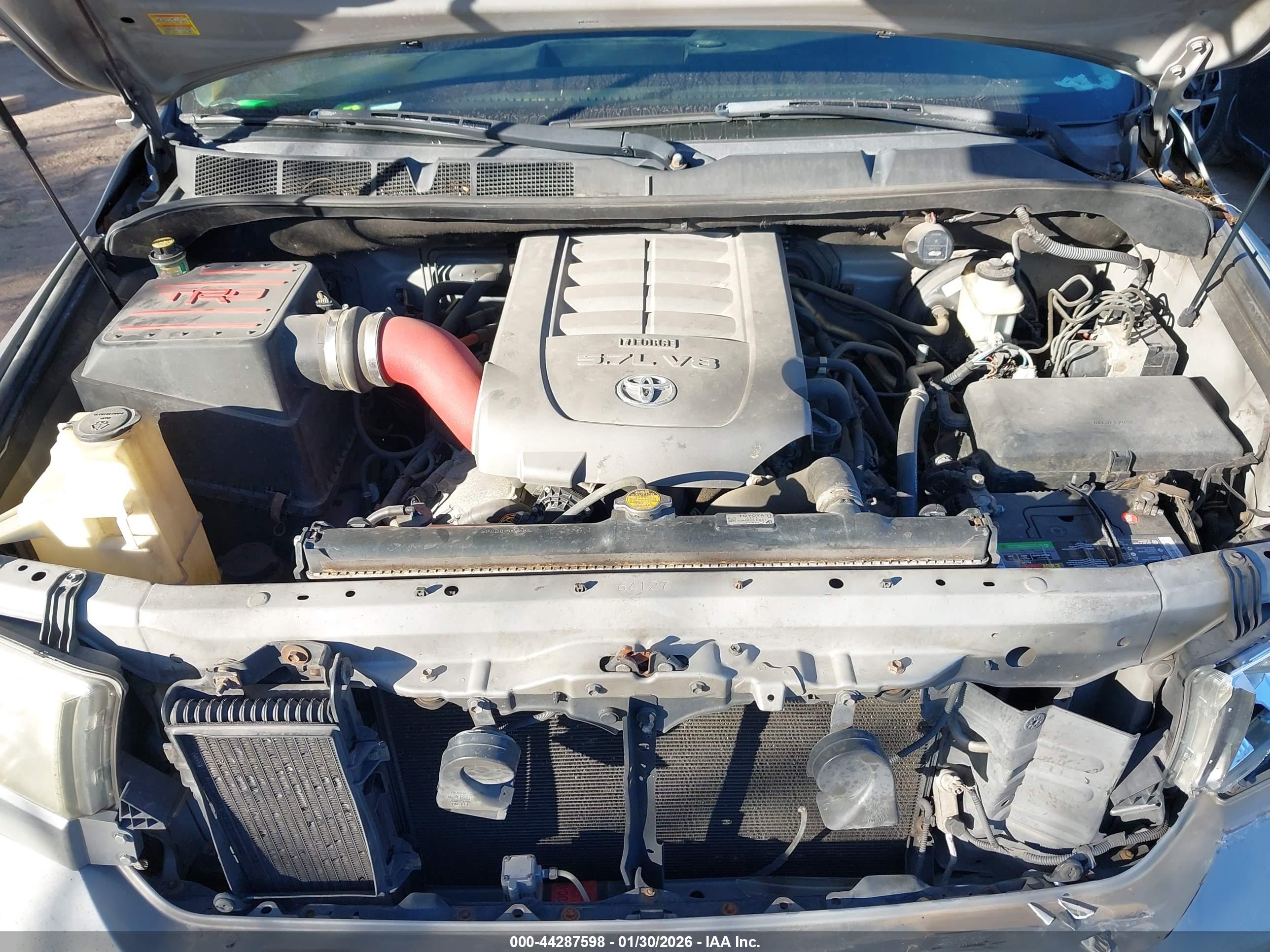 TOYOTA TUNDRA image 10