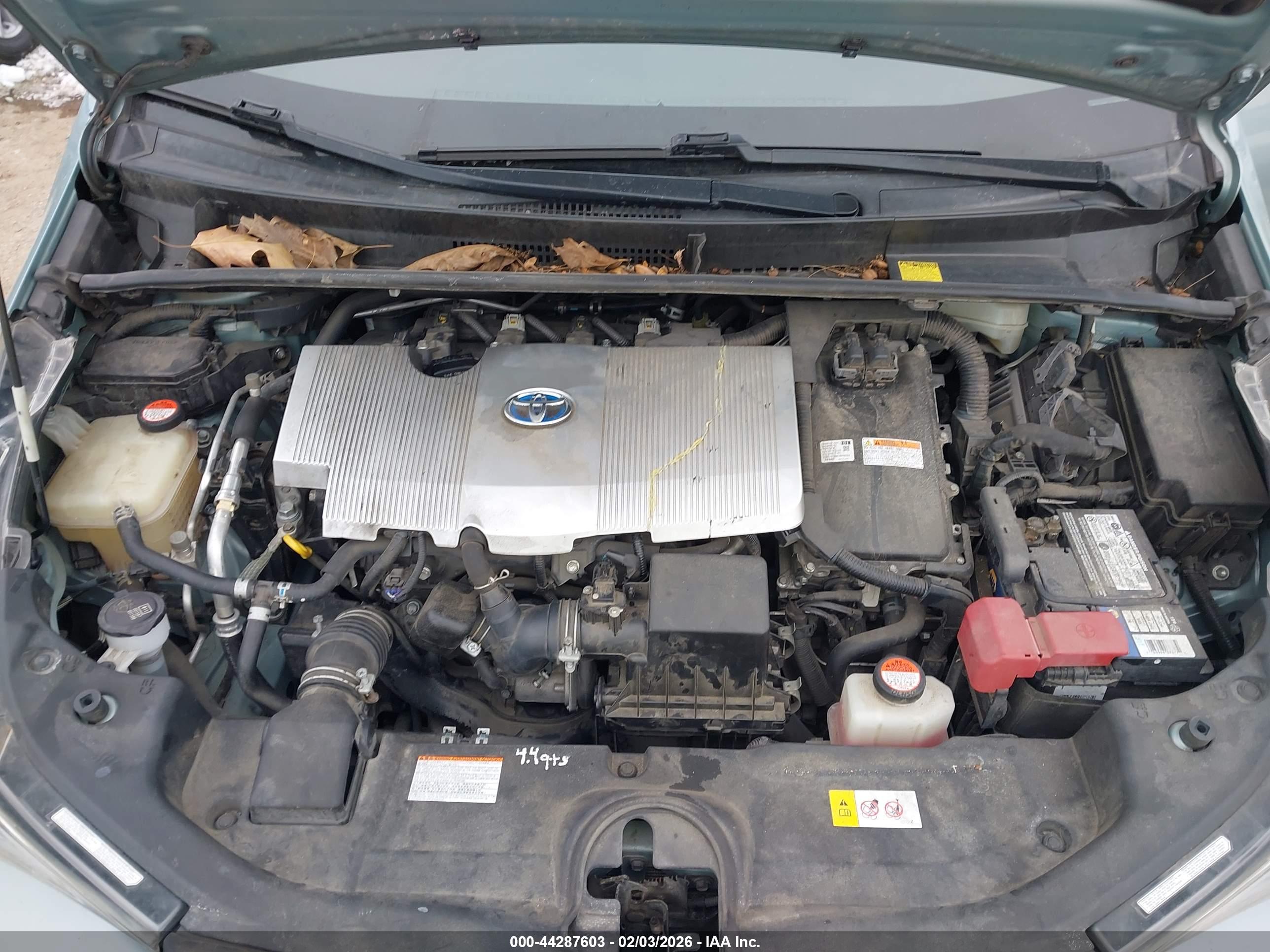 TOYOTA PRIUS image 10