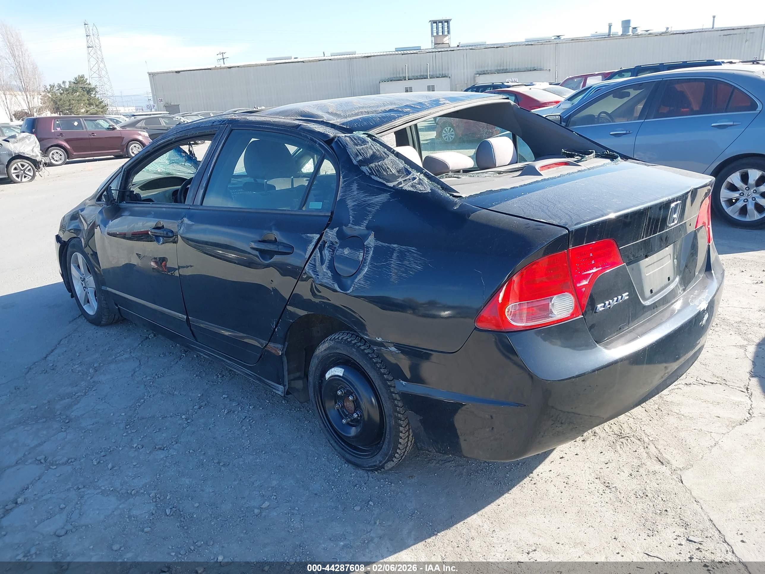 HONDA CIVIC image 3