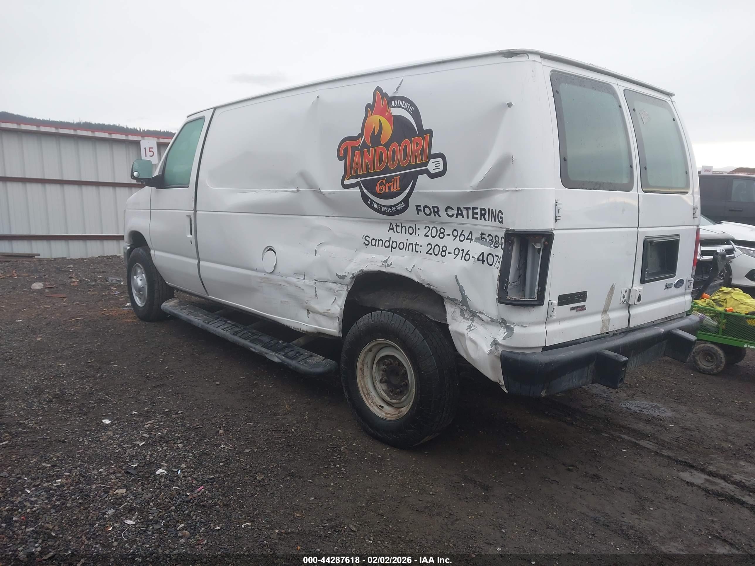 FORD E-250 image 3