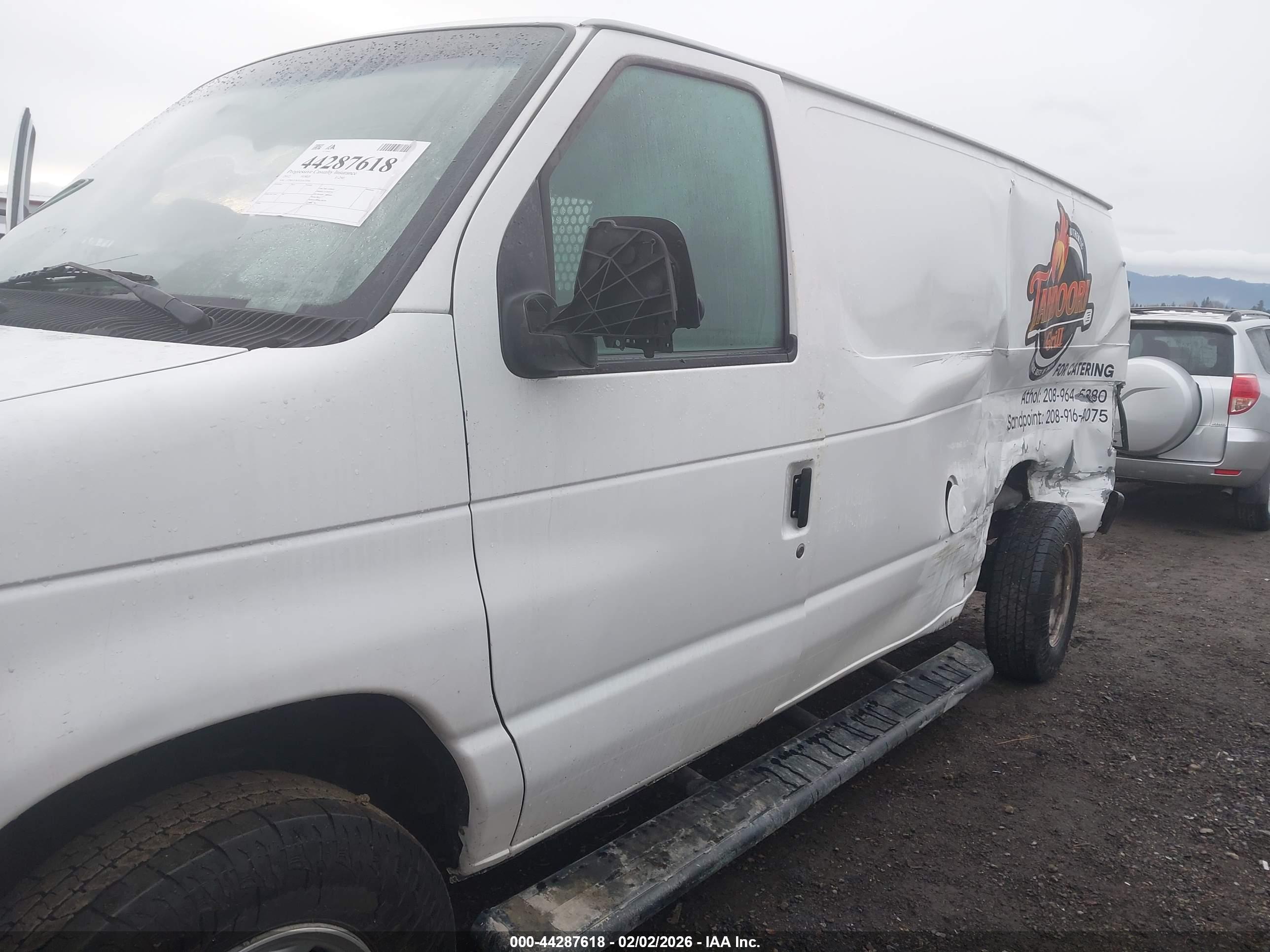 FORD E-250 image 6