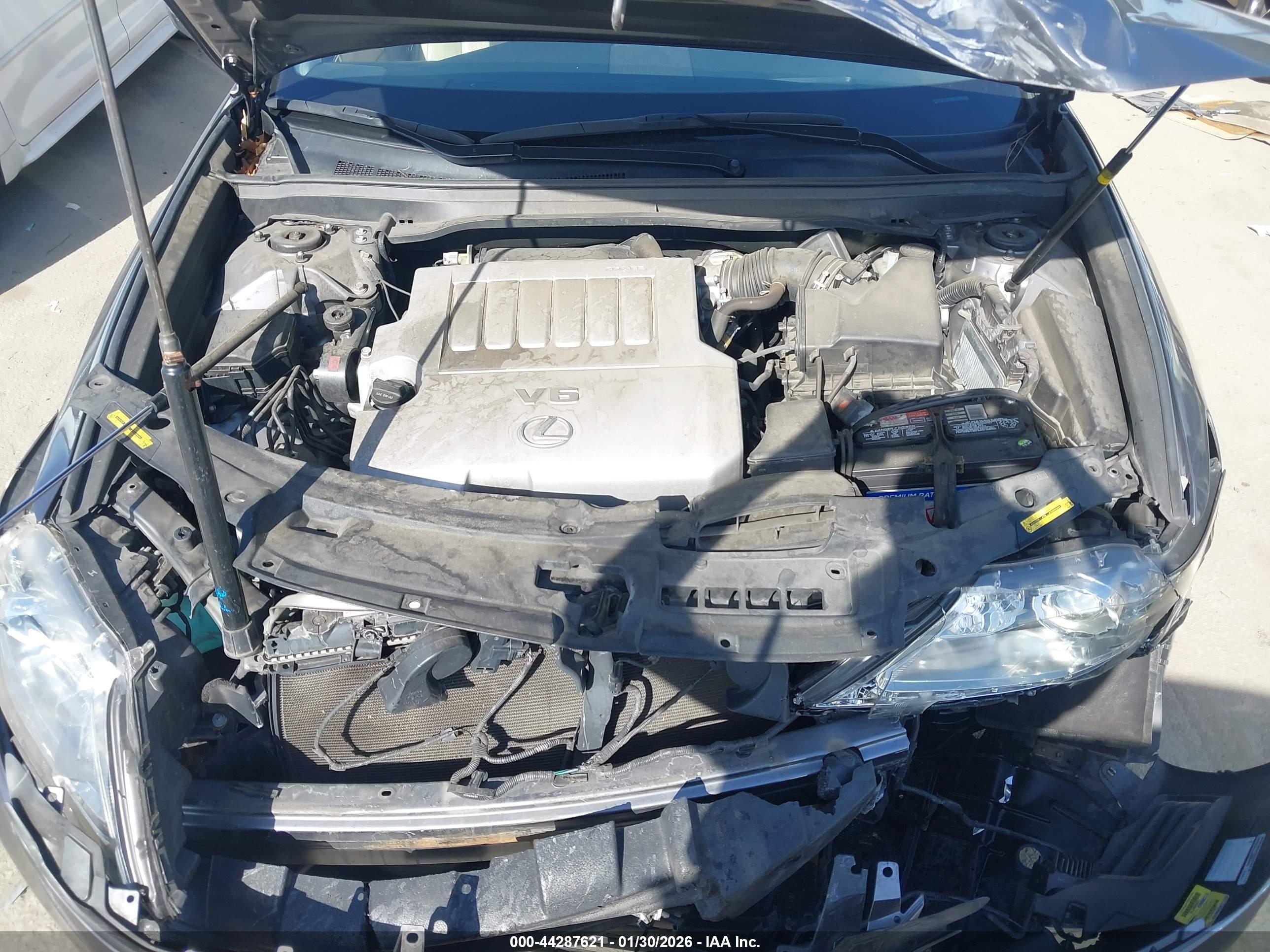 LEXUS ES image 10