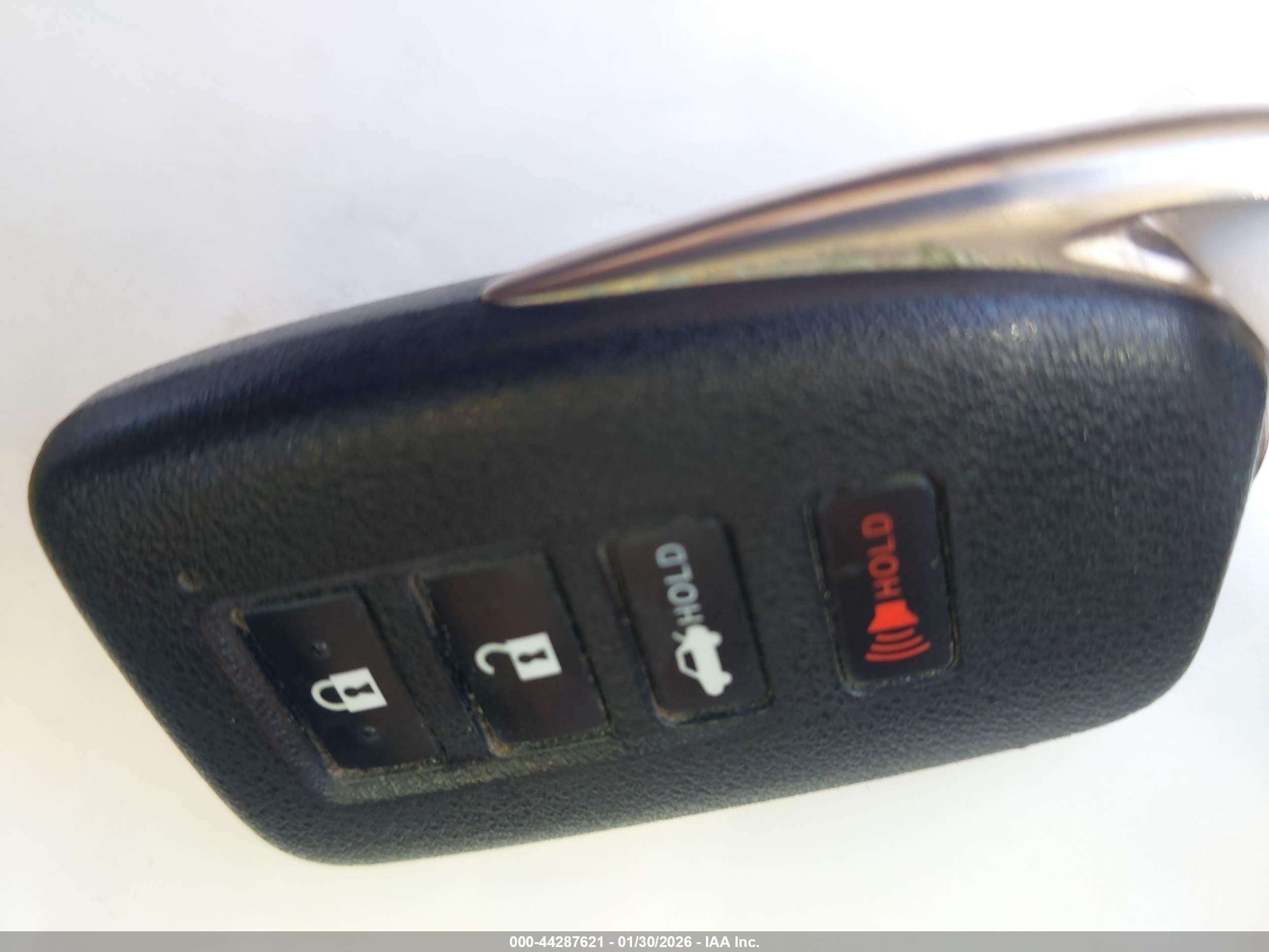 LEXUS ES image 11