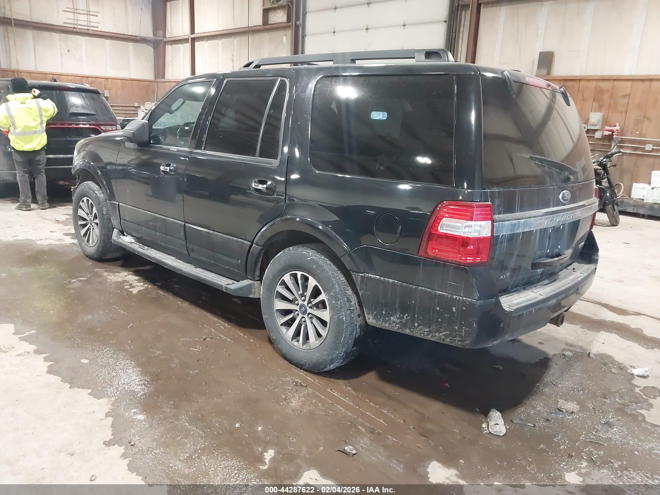 FORD EXPEDITION image 3