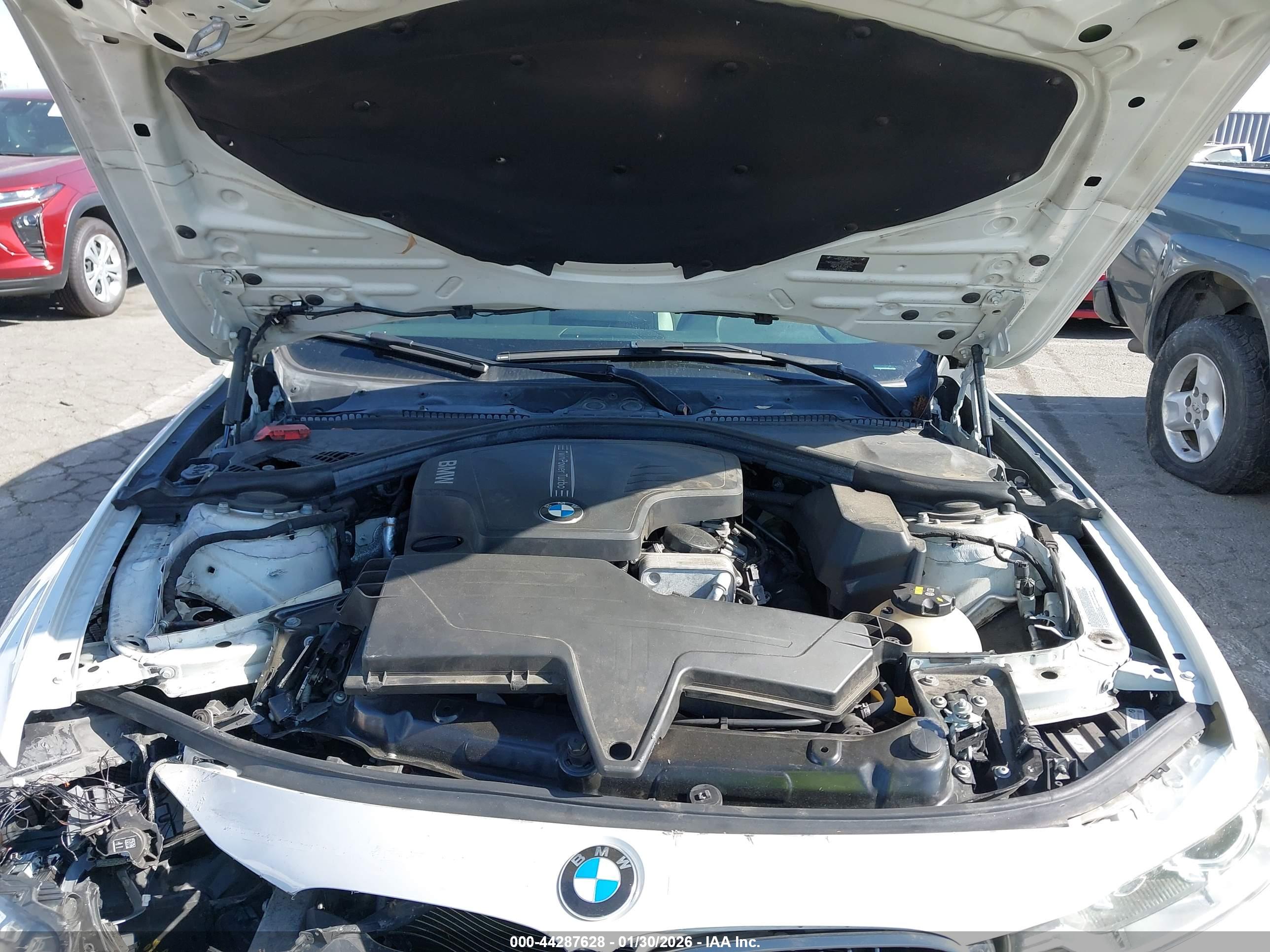 BMW 328I image 10