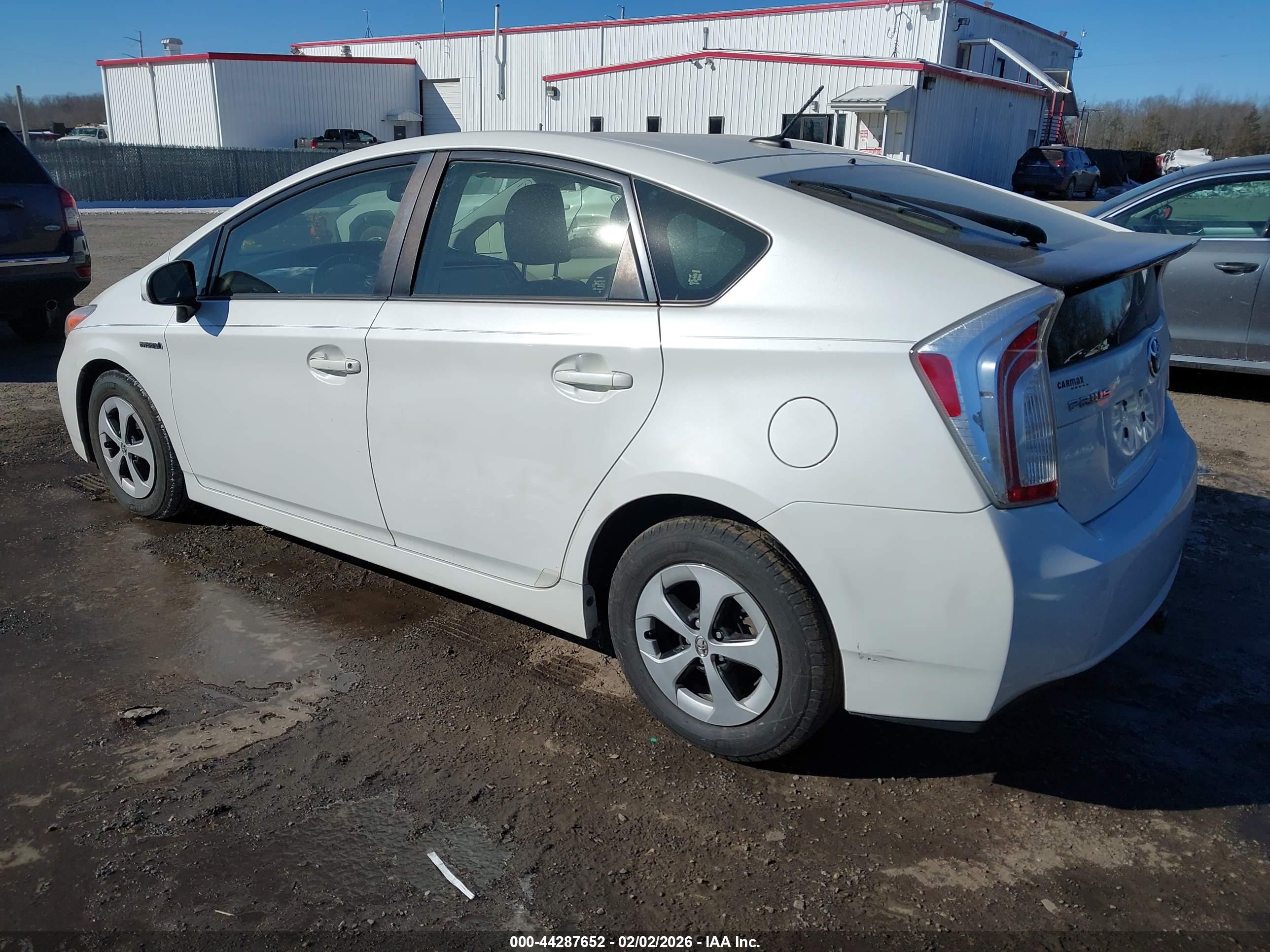TOYOTA PRIUS image 3