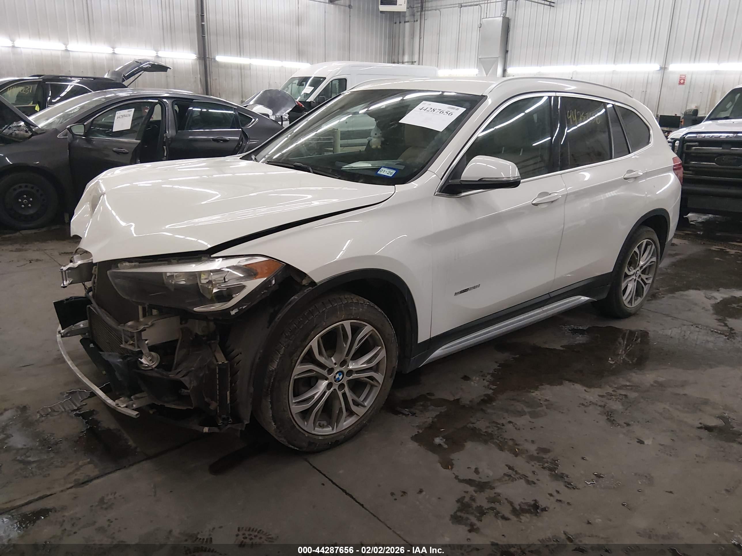 BMW X1 image 2