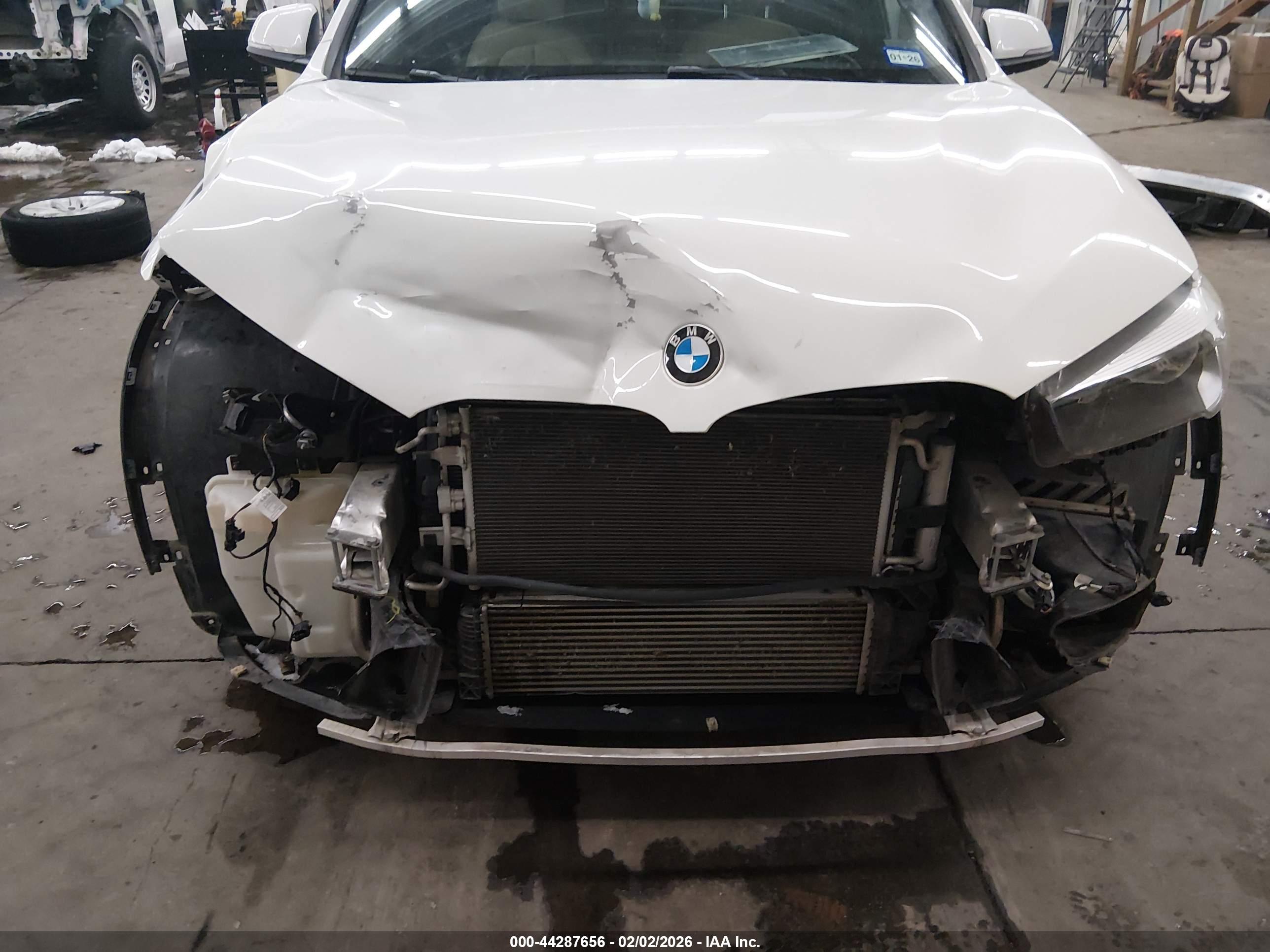 BMW X1 image 6