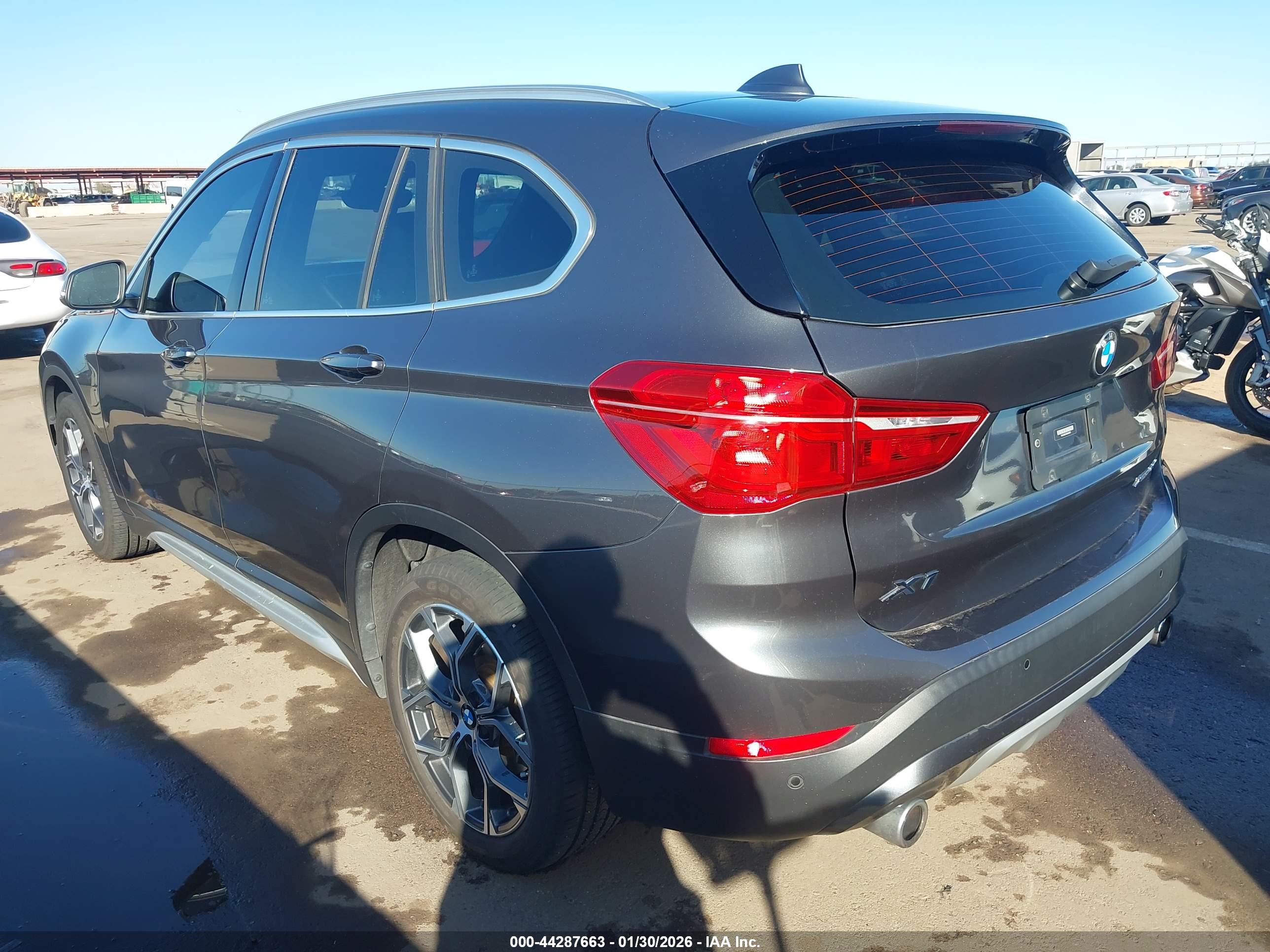 BMW X1 image 3