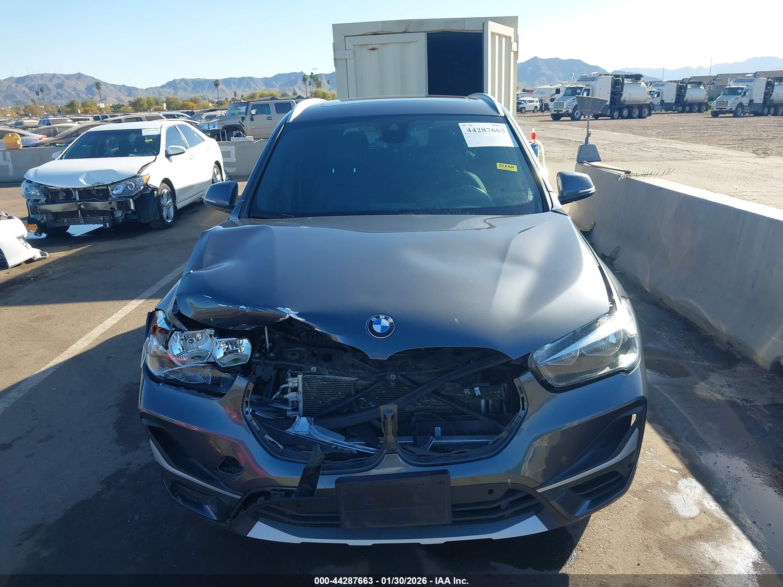 BMW X1 image 6
