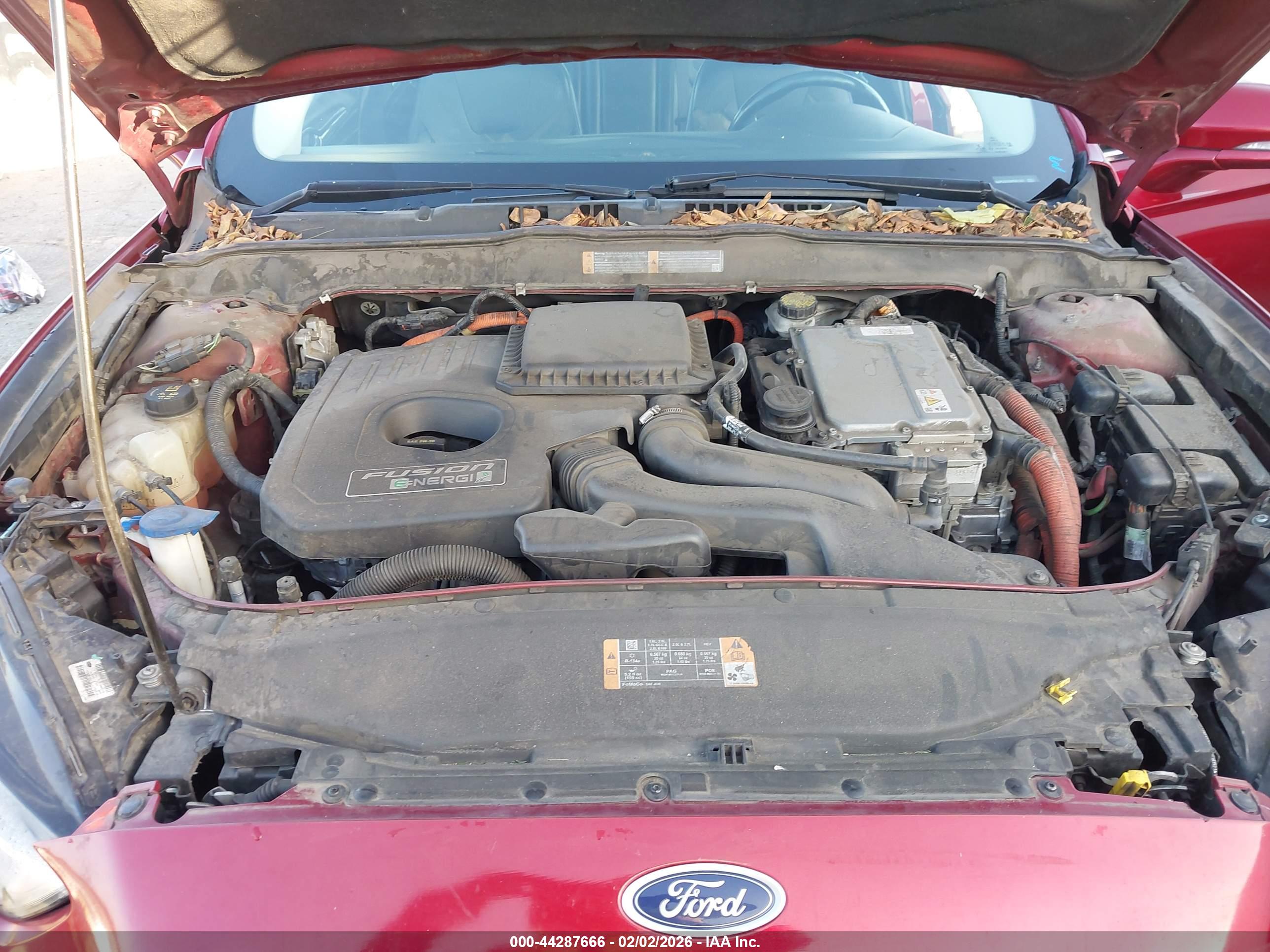FORD FUSION image 10