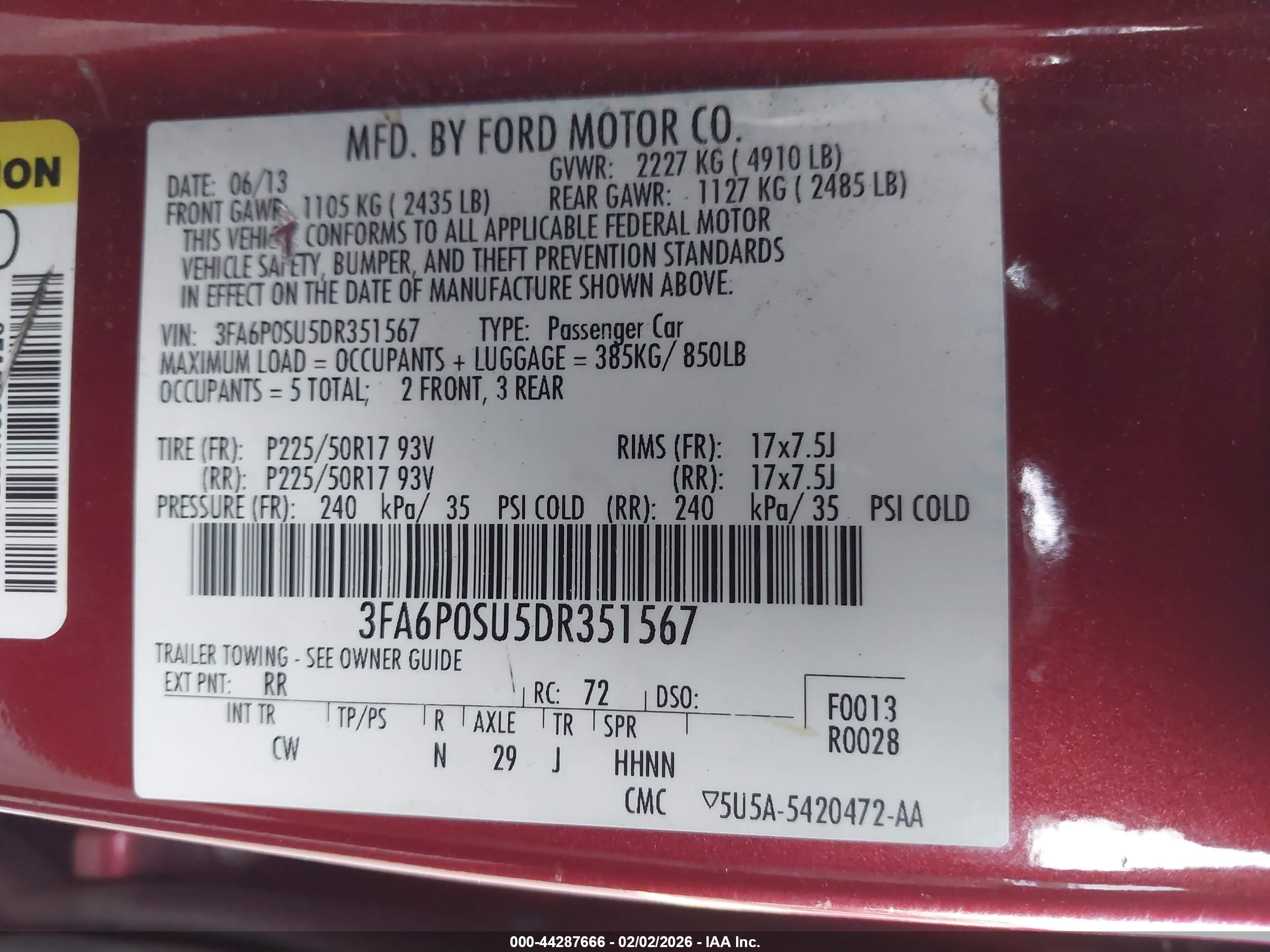 FORD FUSION image 9