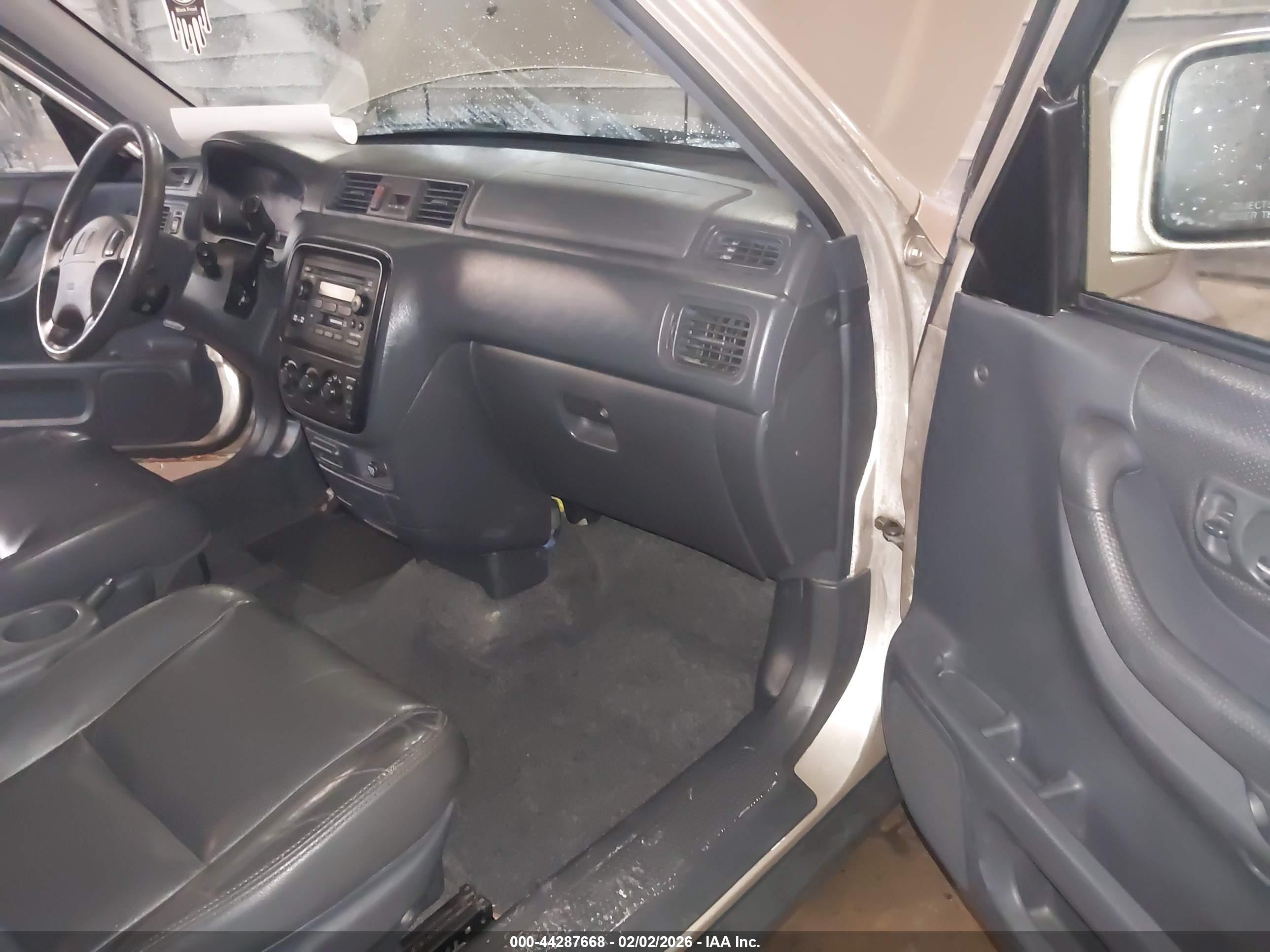HONDA CR-V image 5