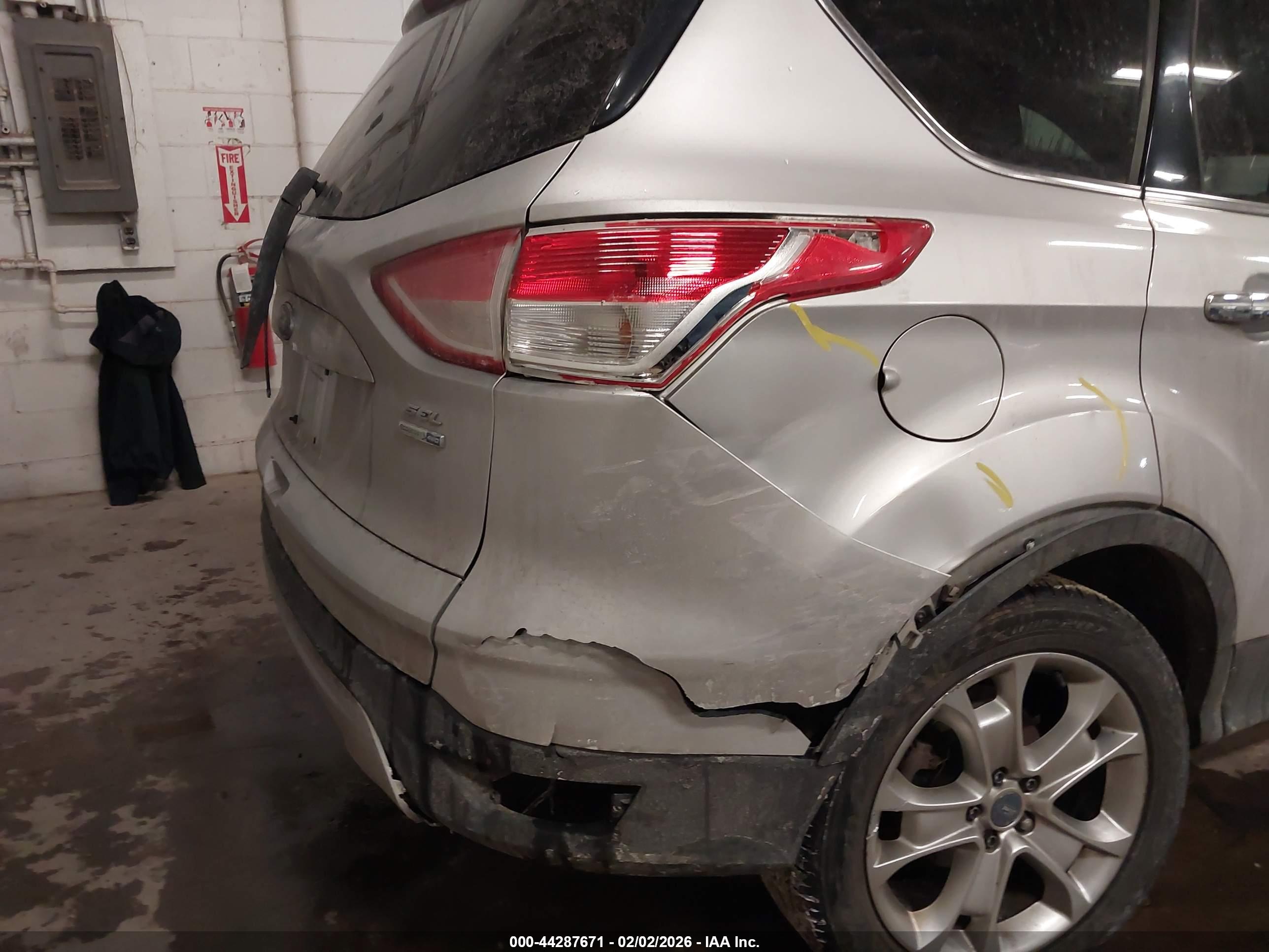 FORD ESCAPE image 6
