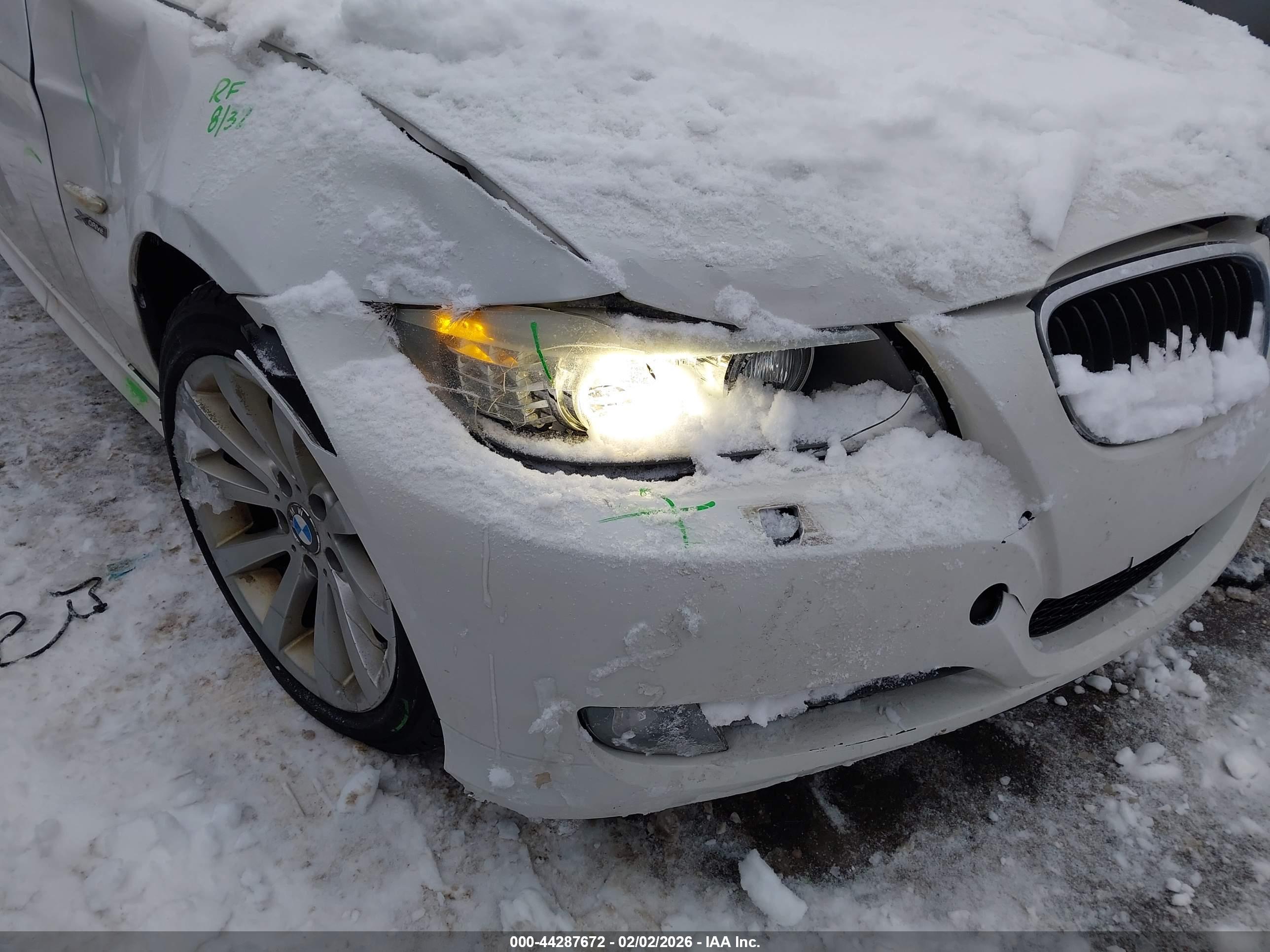 BMW 328I image 6