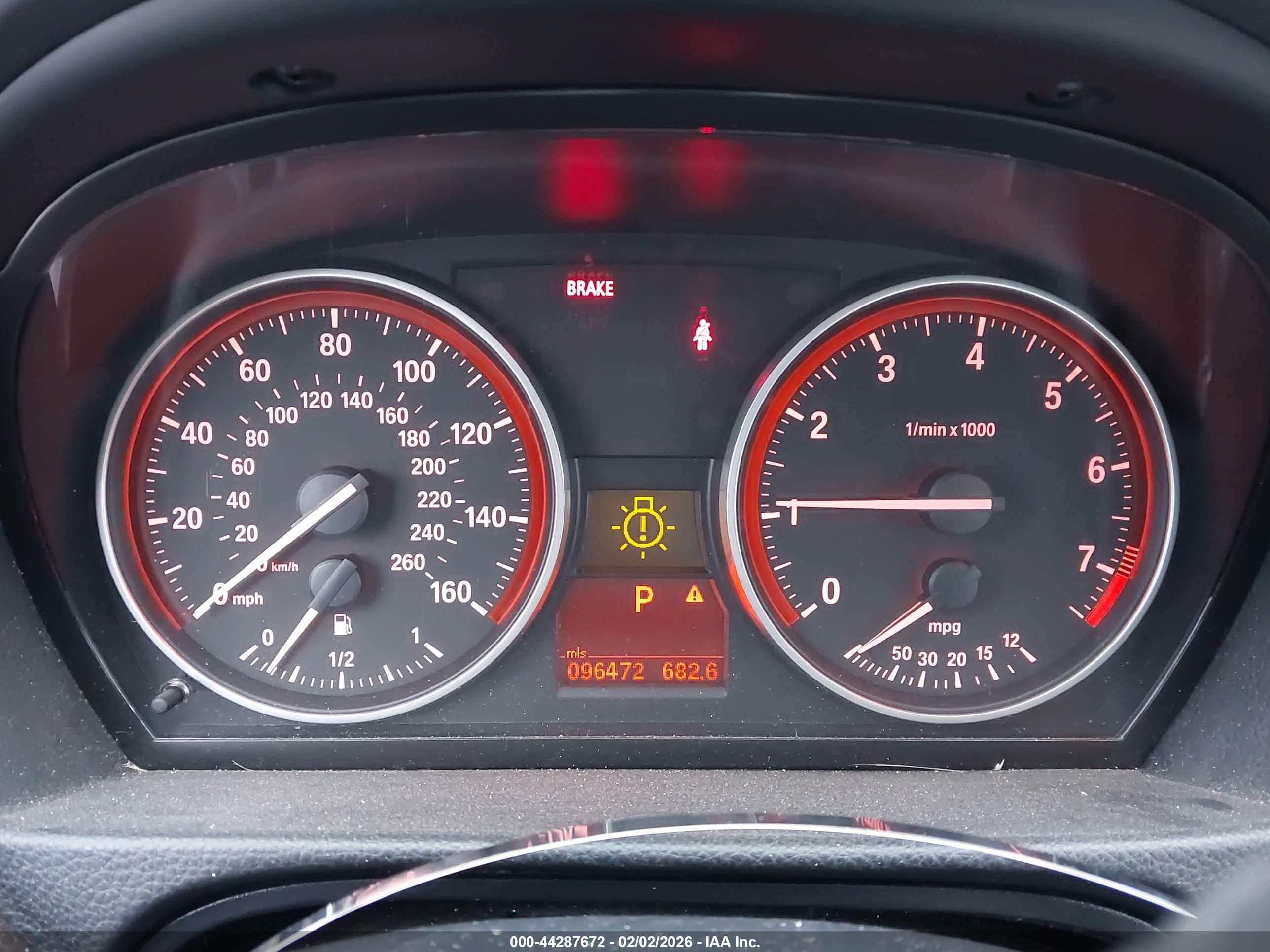 BMW 328I image 7