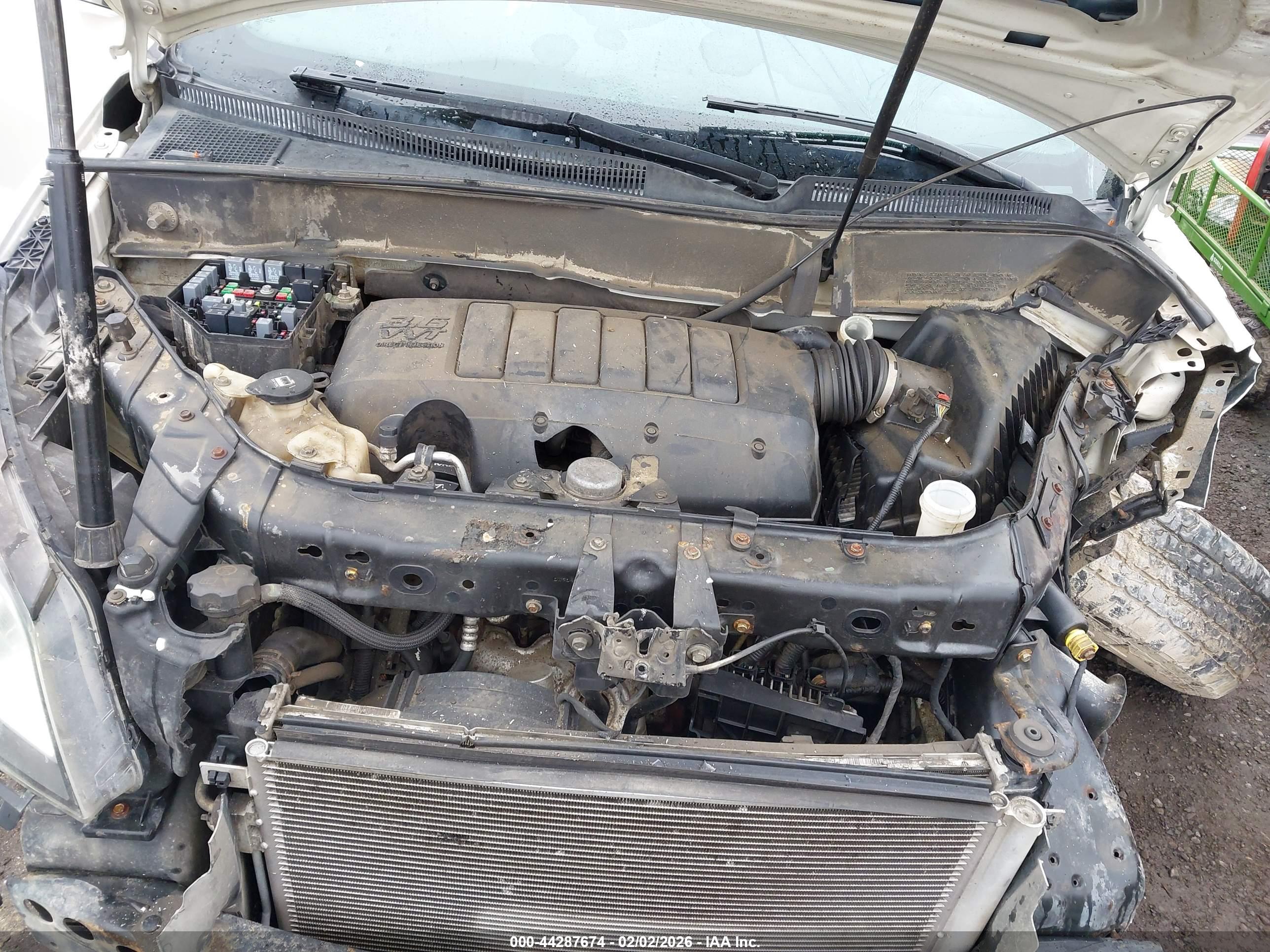 CHEVROLET TRAVERSE image 10