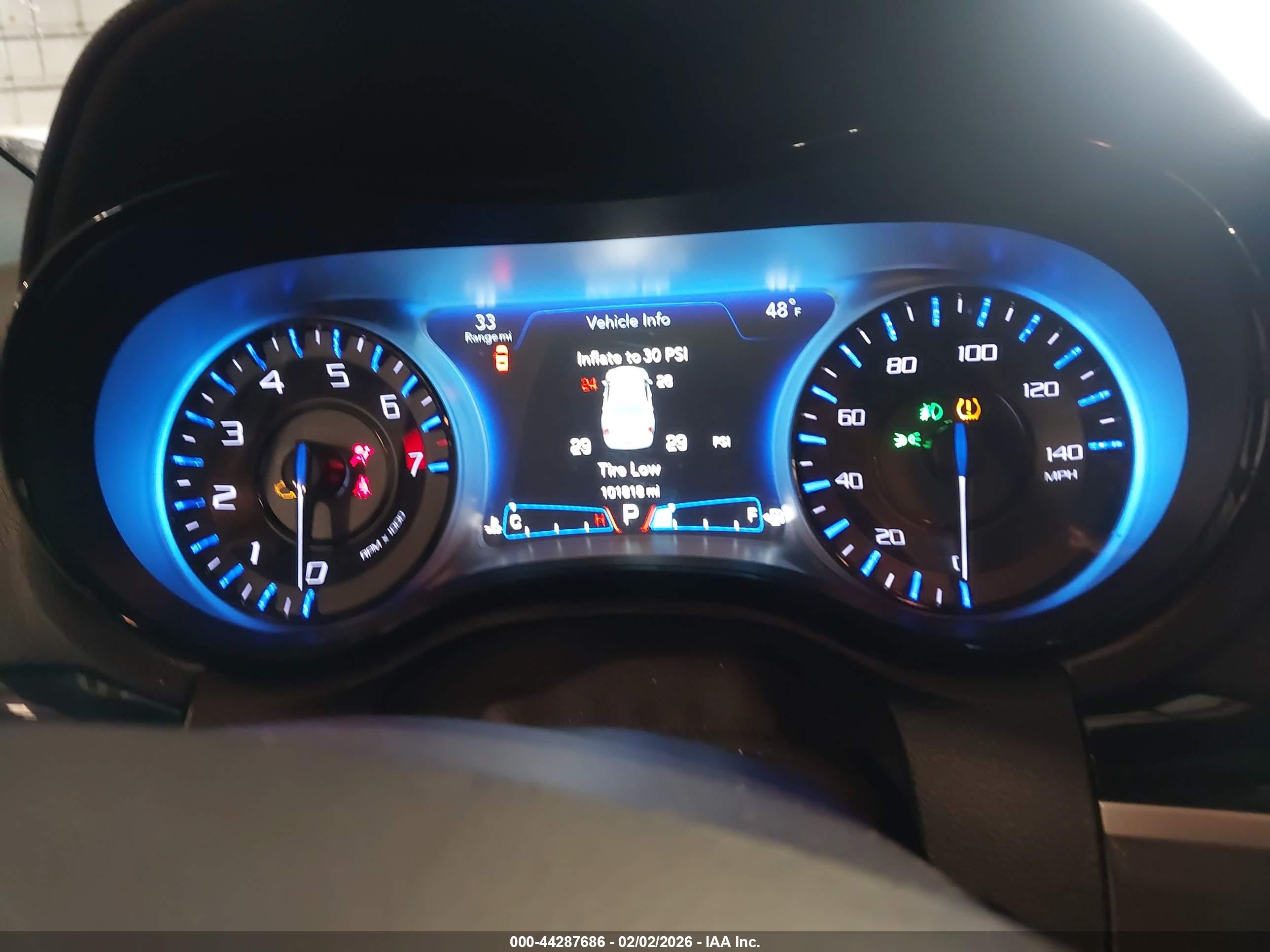 CHRYSLER 300 image 7