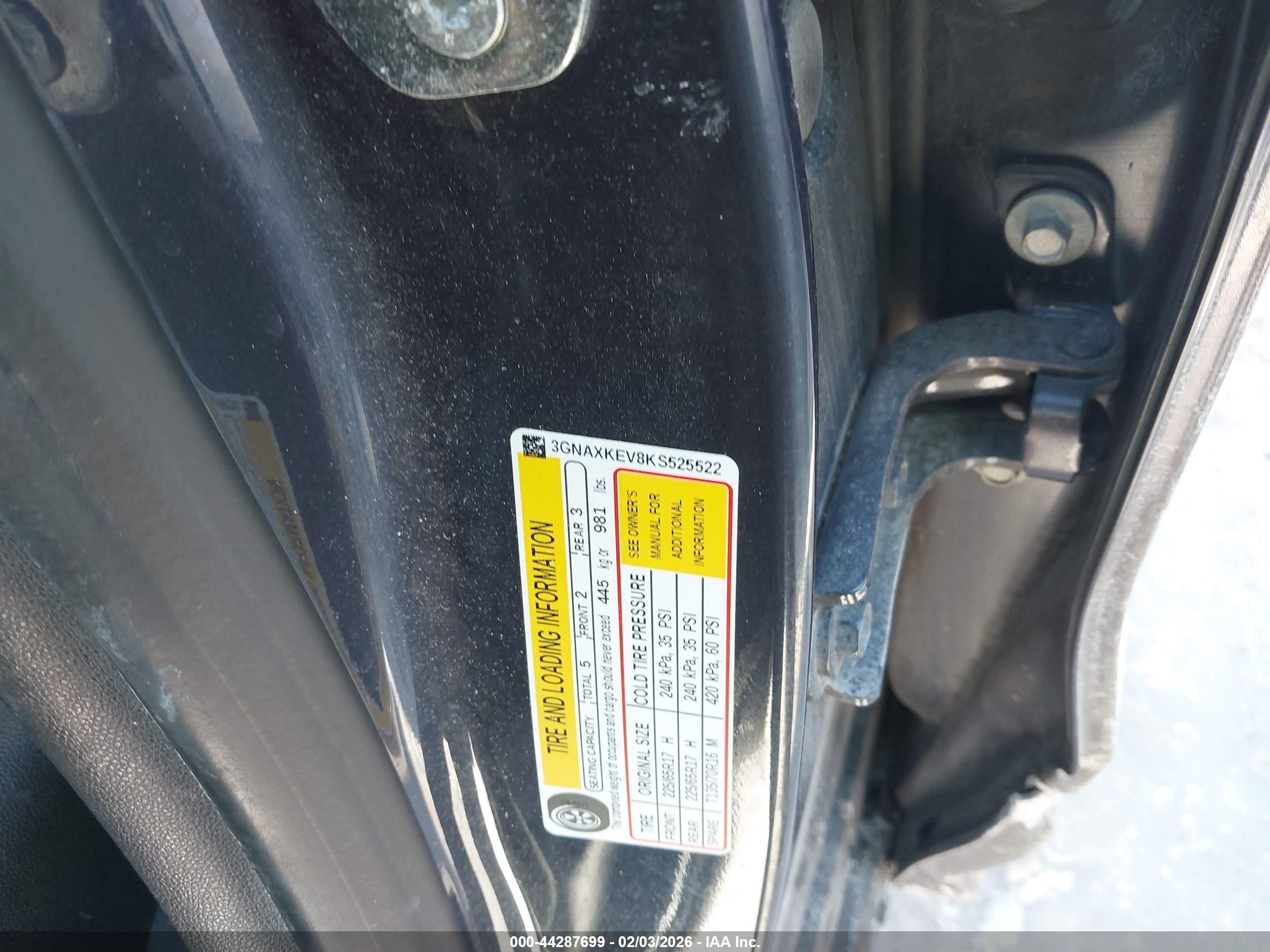 CHEVROLET EQUINOX image 9