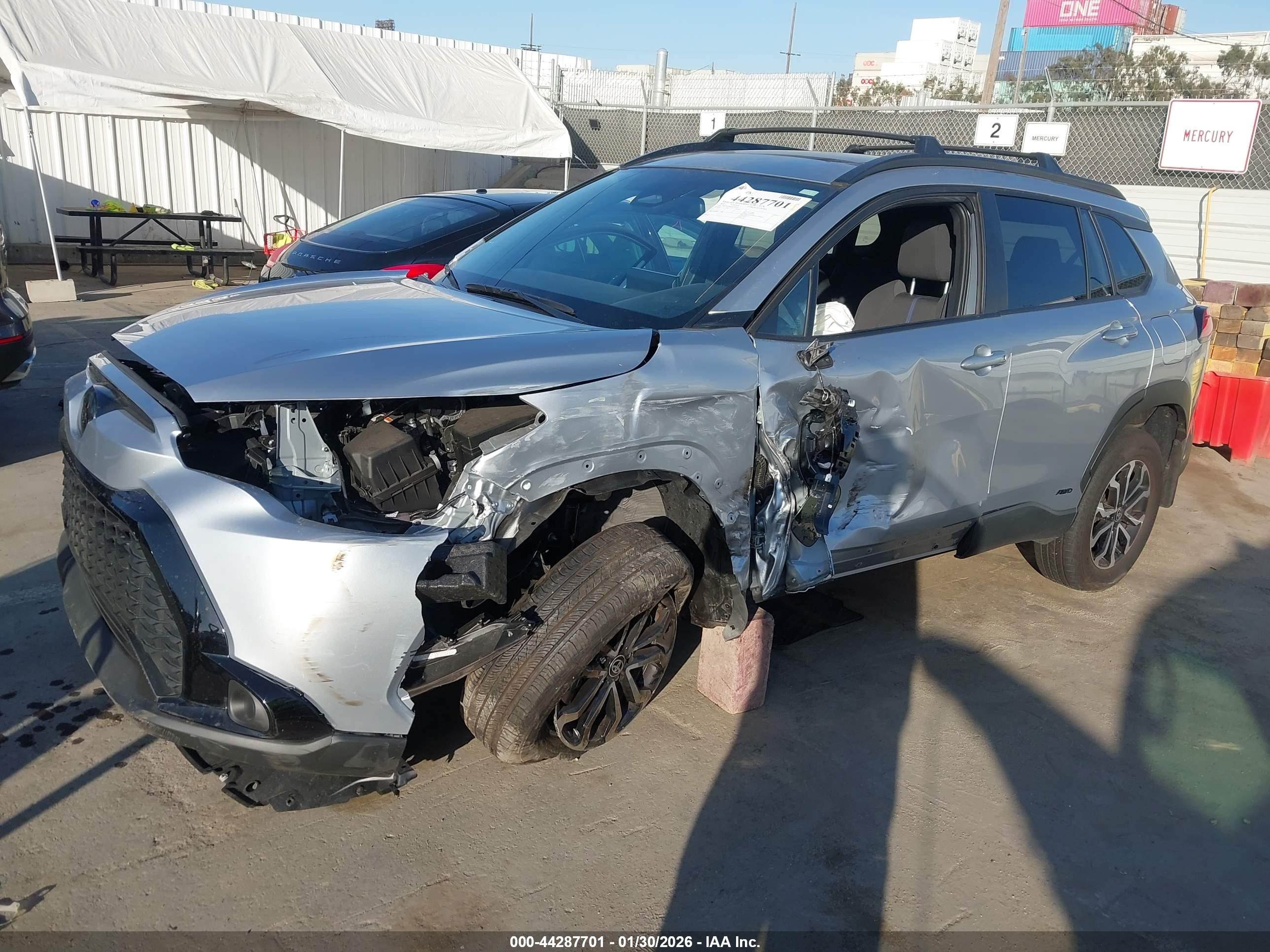 TOYOTA COROLLA image 2