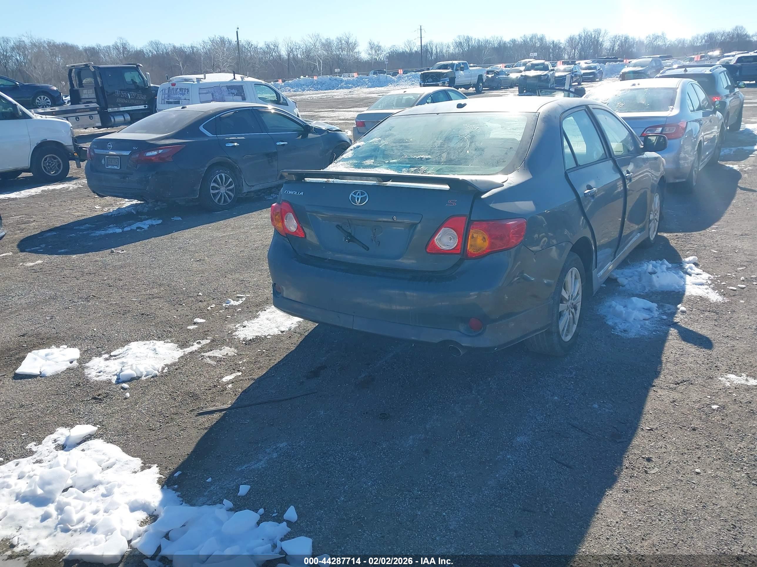TOYOTA COROLLA image 4