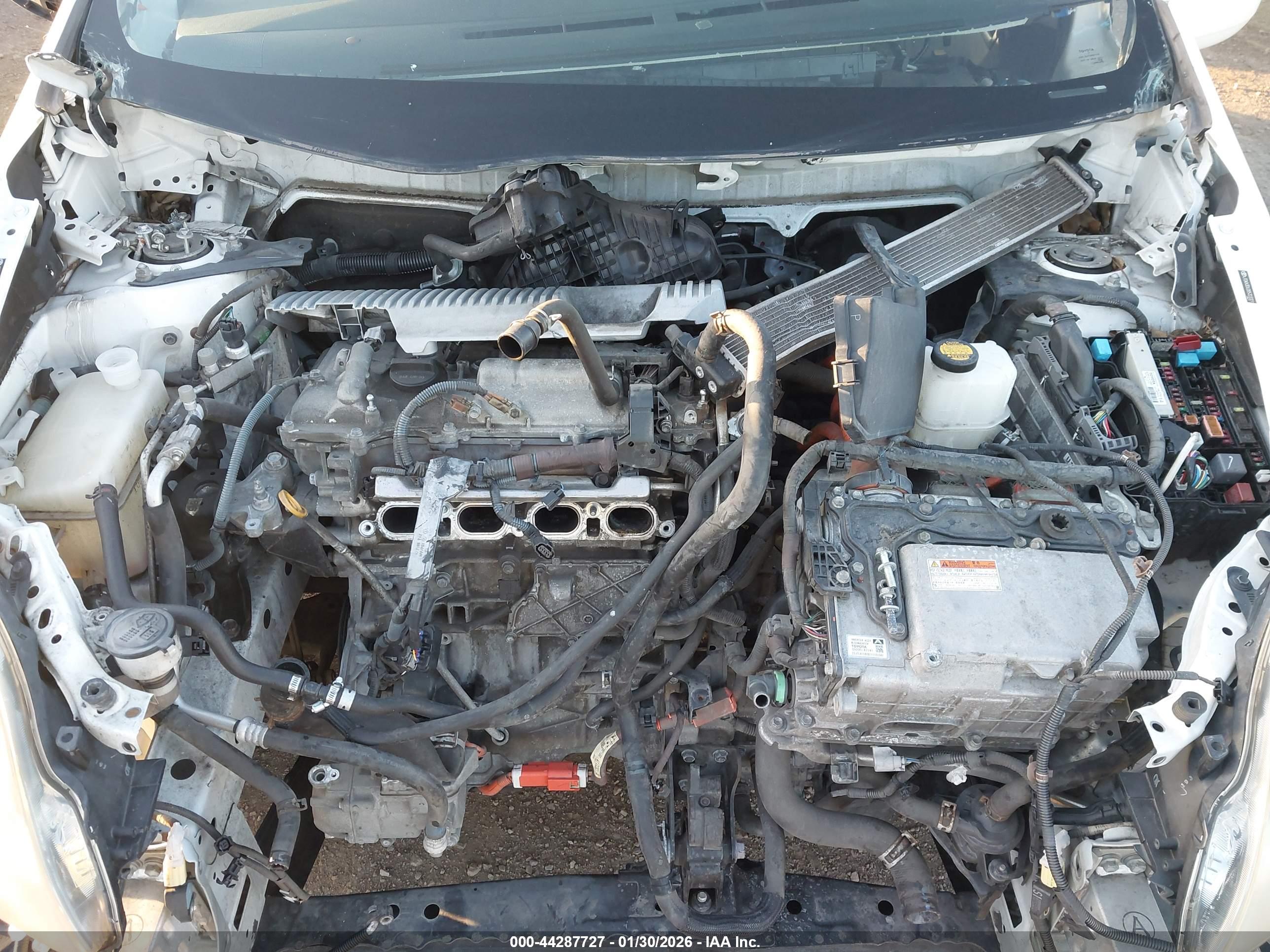 TOYOTA PRIUS image 10