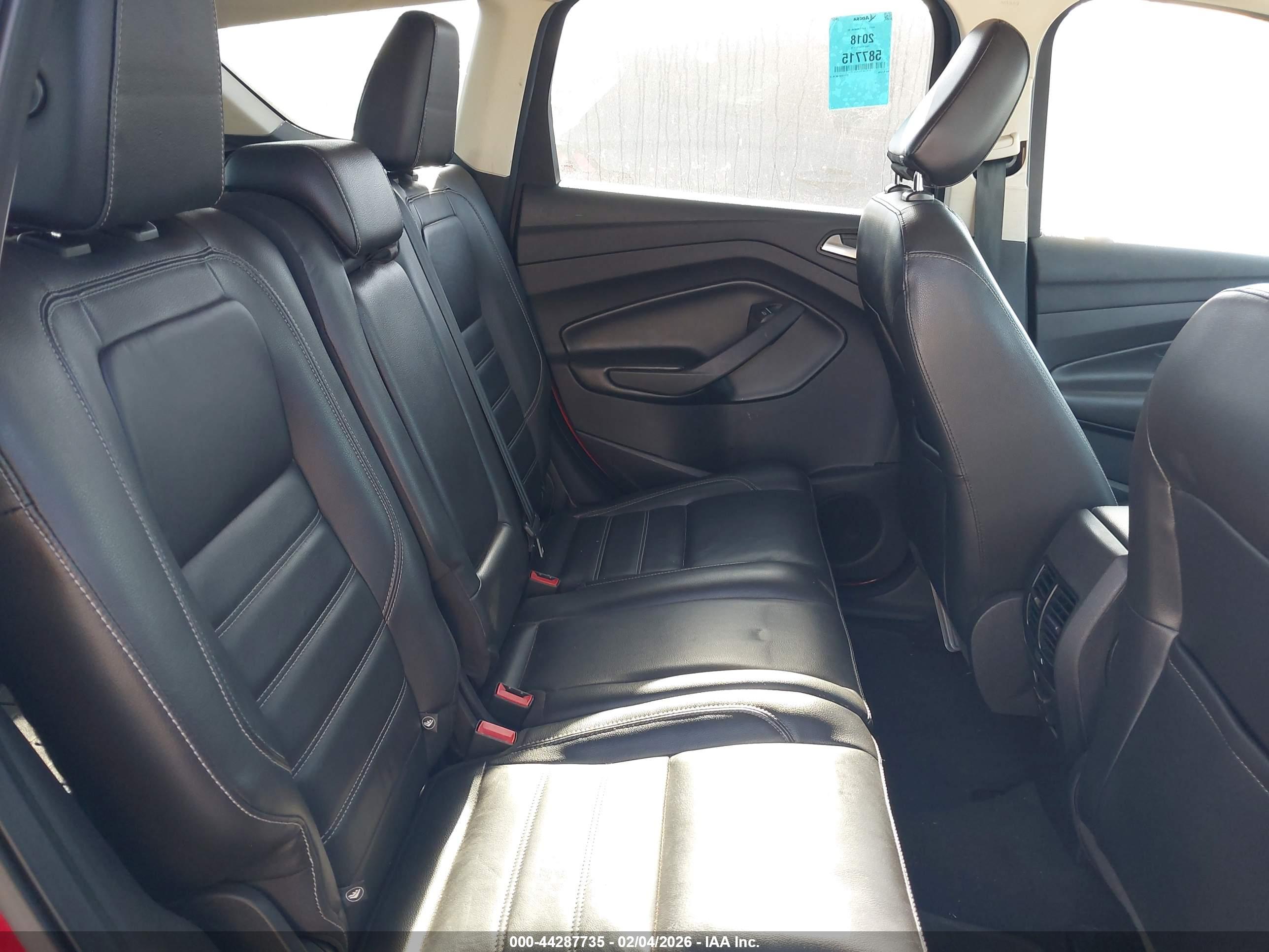 FORD ESCAPE image 8